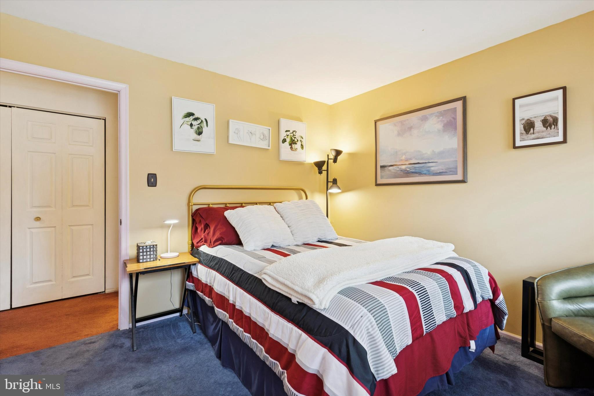 STOTESBURY TWHSE - Residential