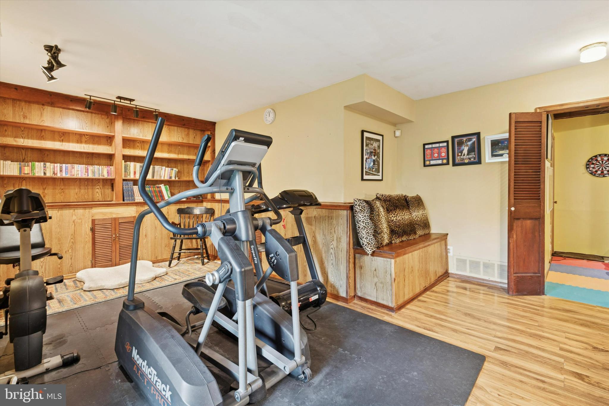 STOTESBURY TWHSE - Residential