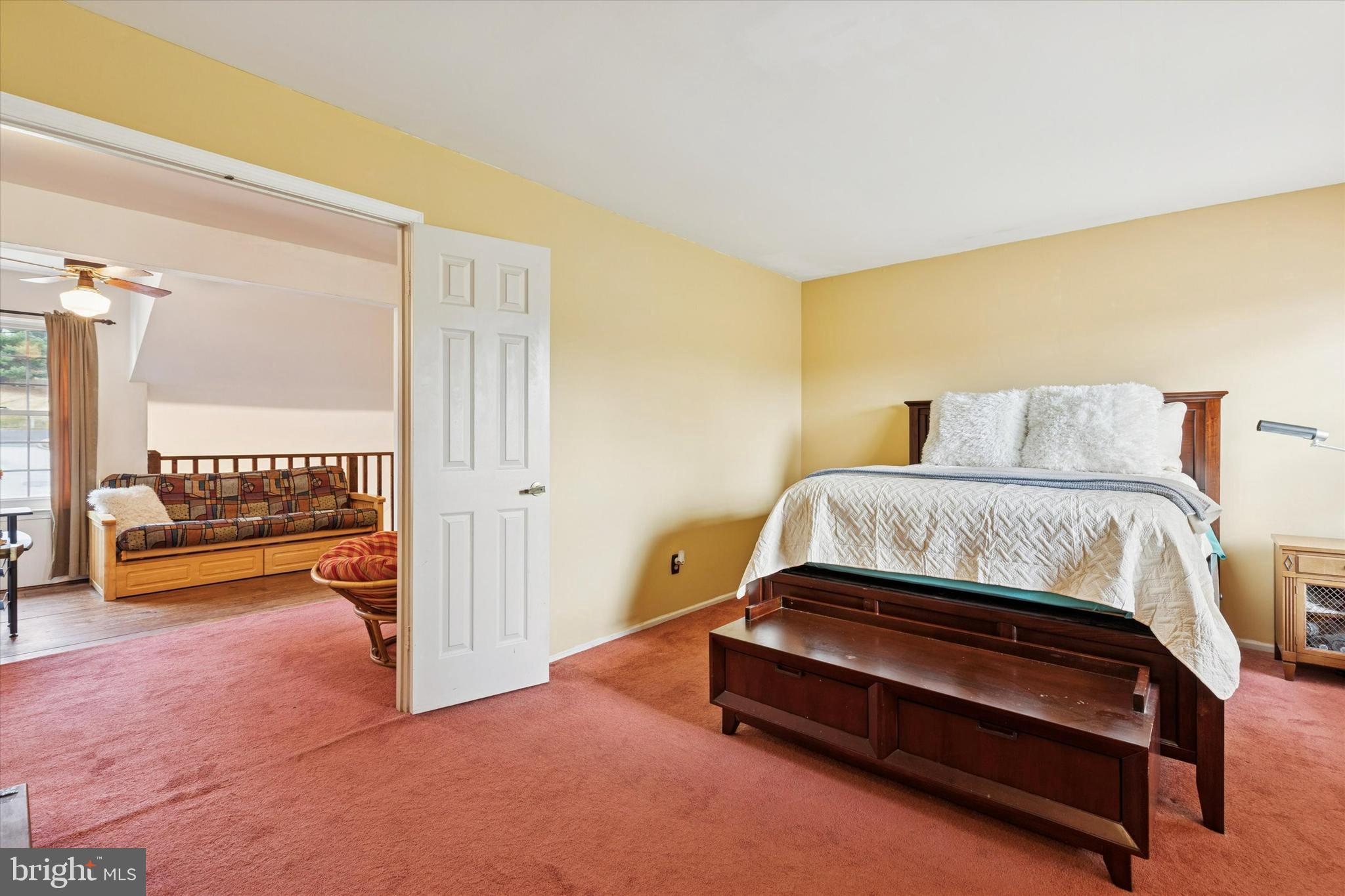 STOTESBURY TWHSE - Residential