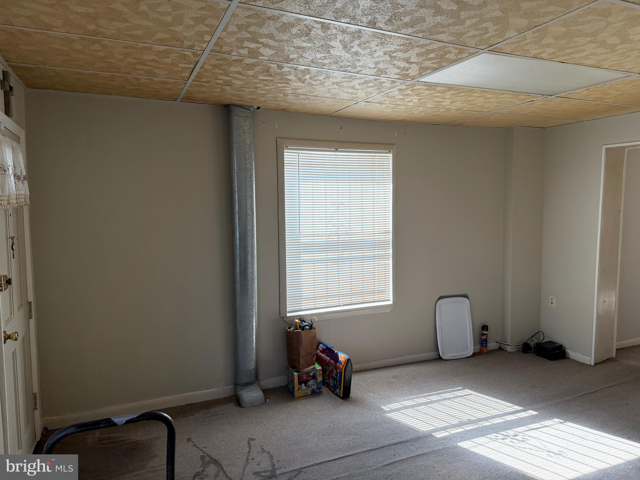 289 E COLLOM STREET 91