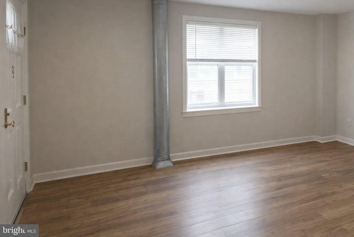 289 E COLLOM STREET 91