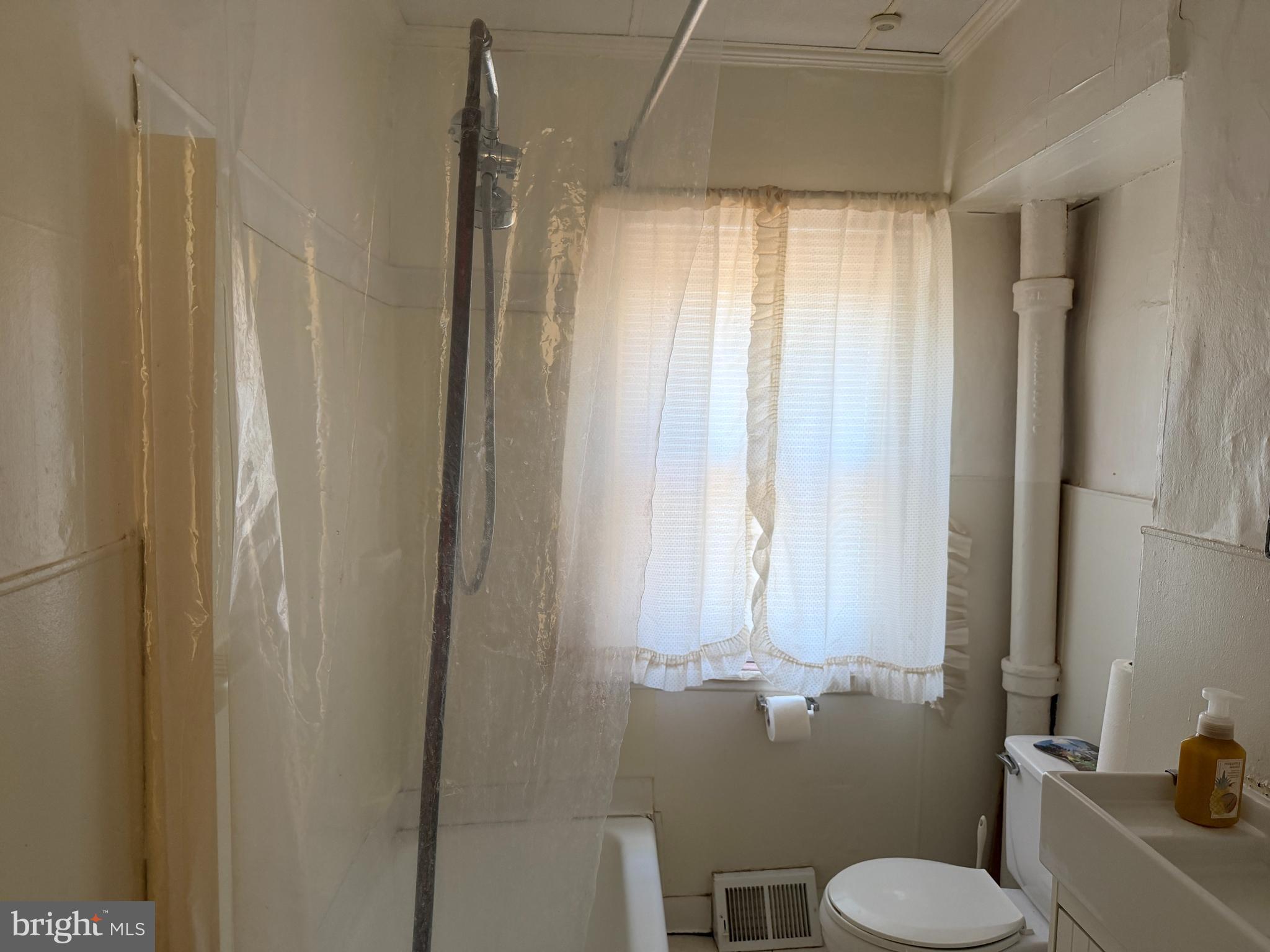 GERMANTOWN (EAST) - Residential