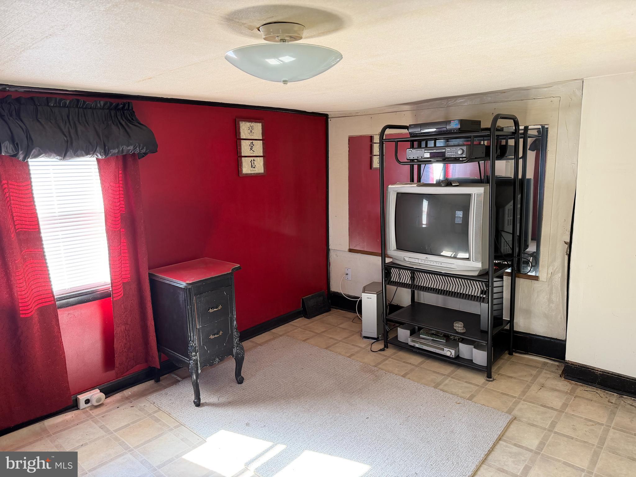 GERMANTOWN (EAST) - Residential