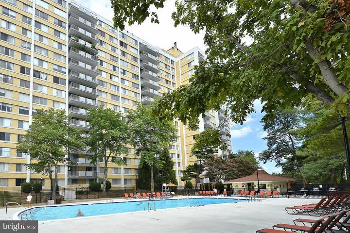 THE FOUNTAINS - Residential Lease