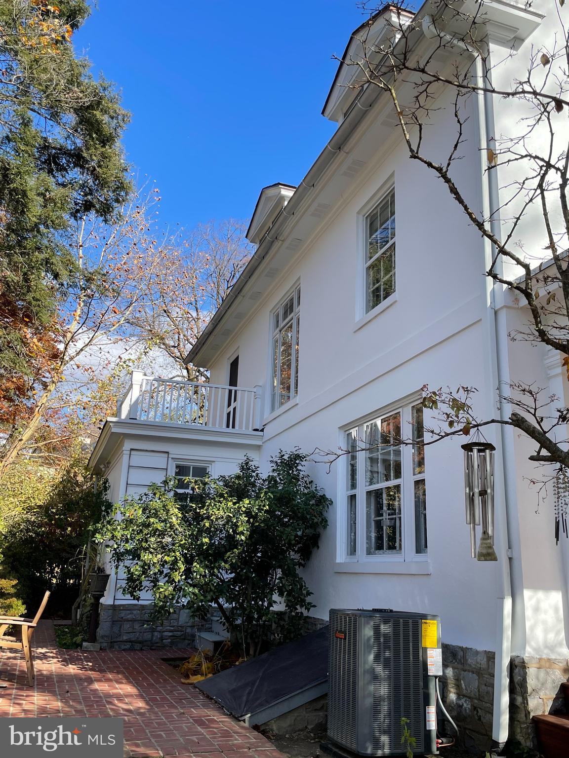 318 N PRESIDENT AVENUE