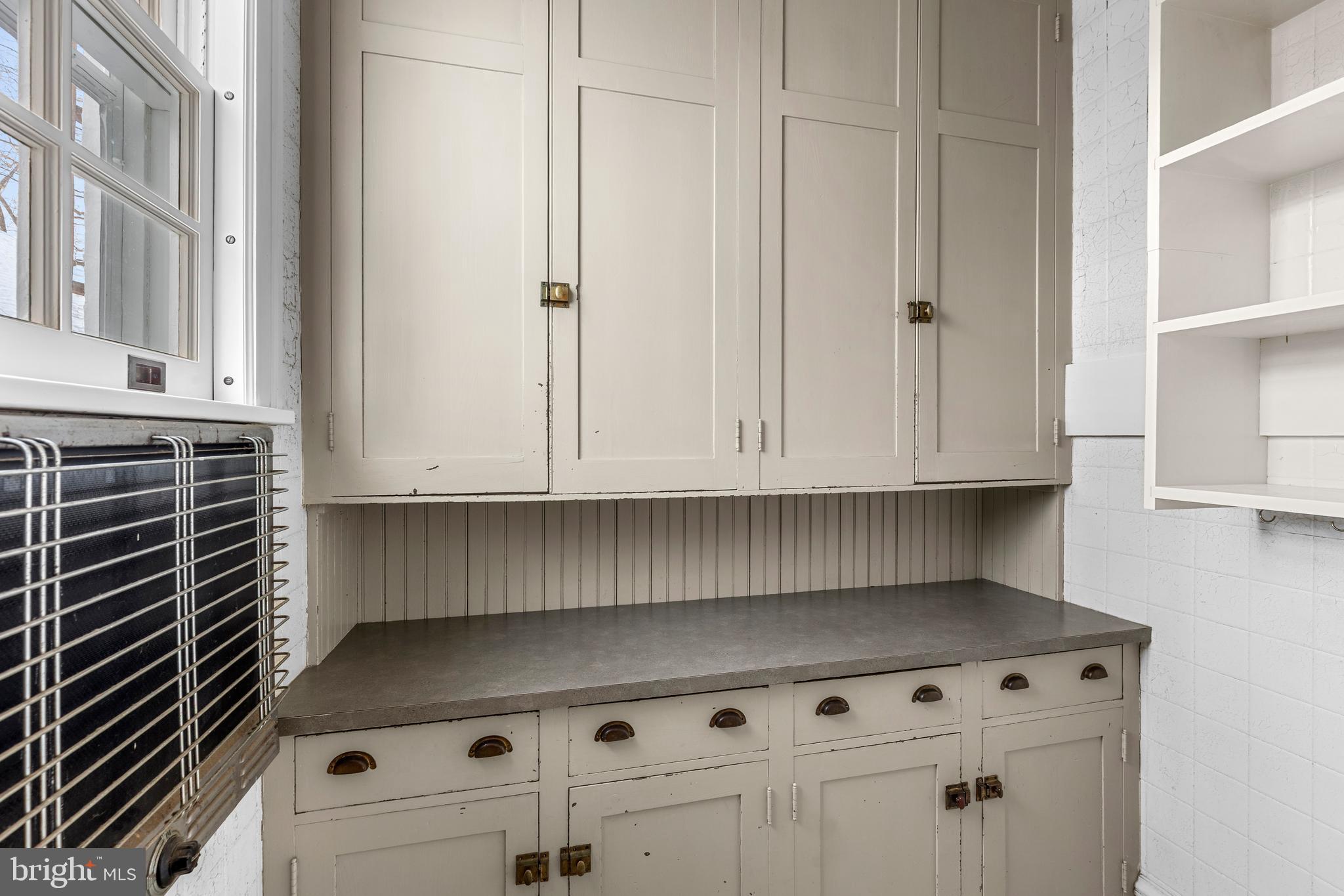 SCHOOL LANE HILLS - Residential