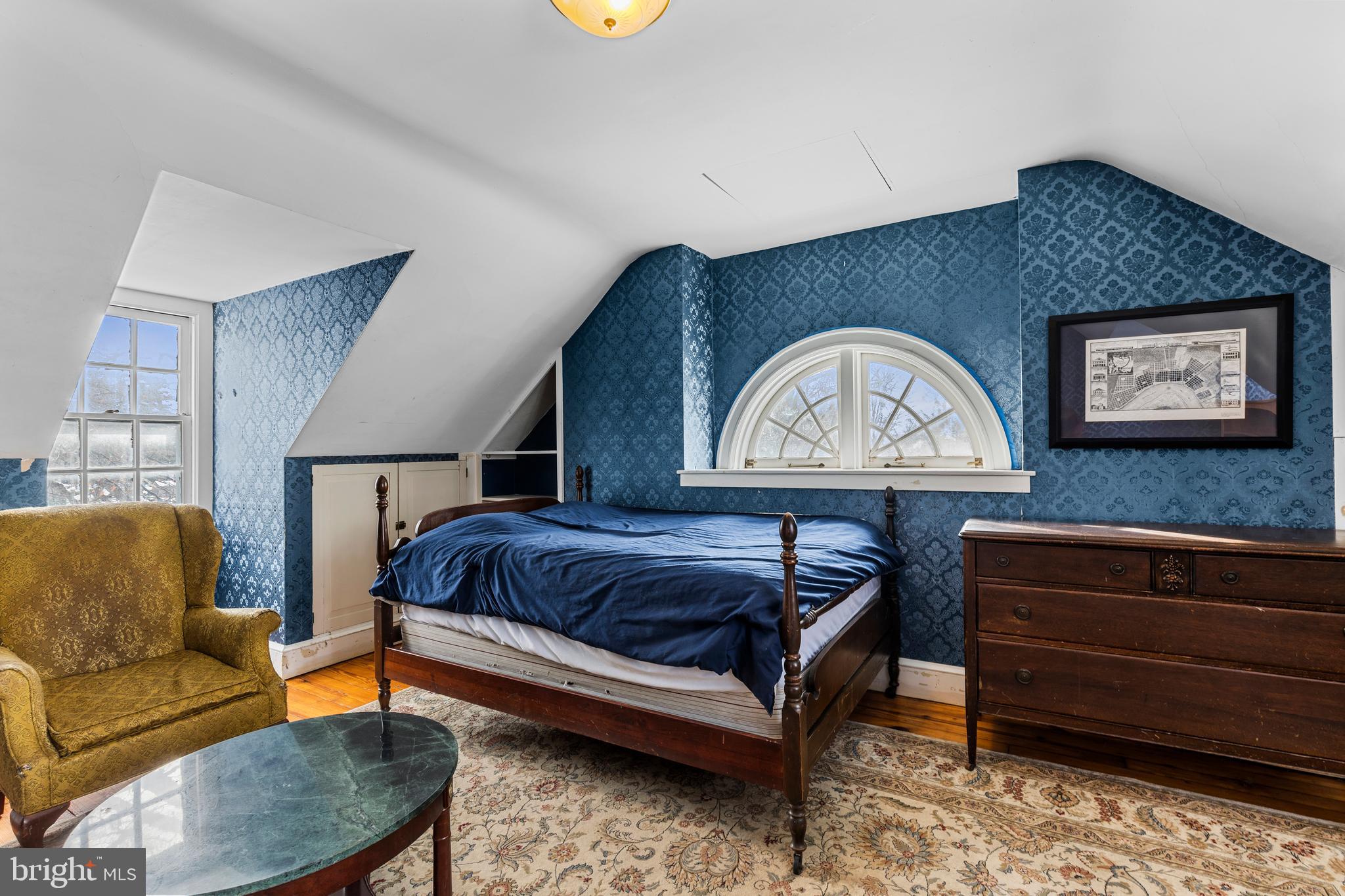 SCHOOL LANE HILLS - Residential