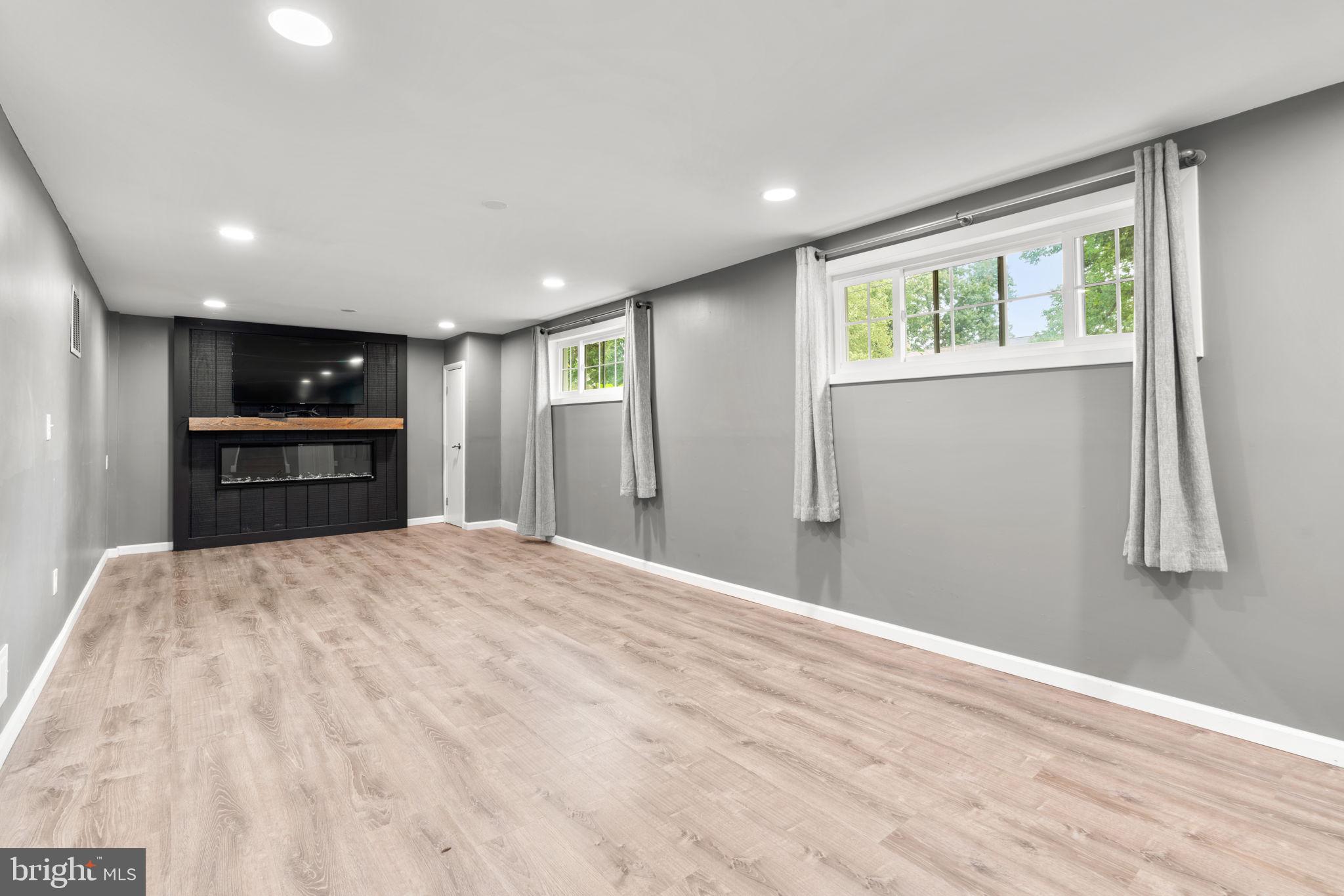 HARMONY HILLS - Residential