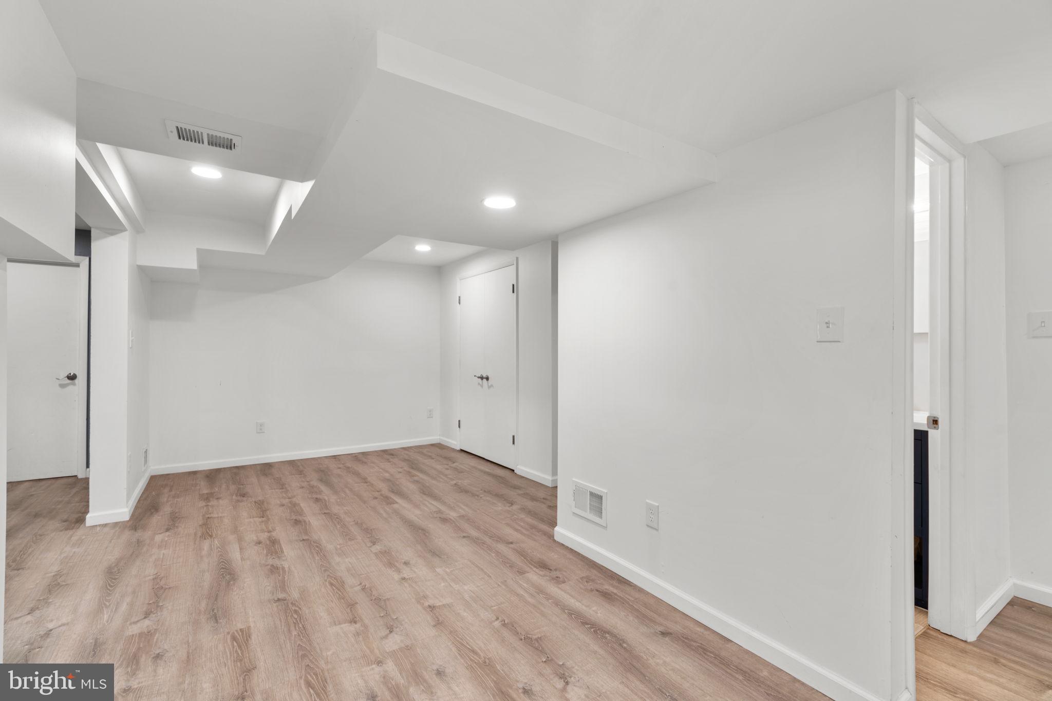 HARMONY HILLS - Residential