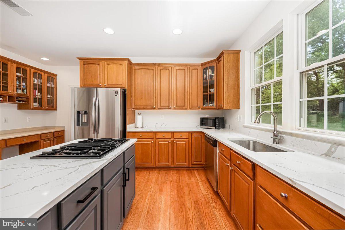 BRIARCLIFF MANOR - Residential