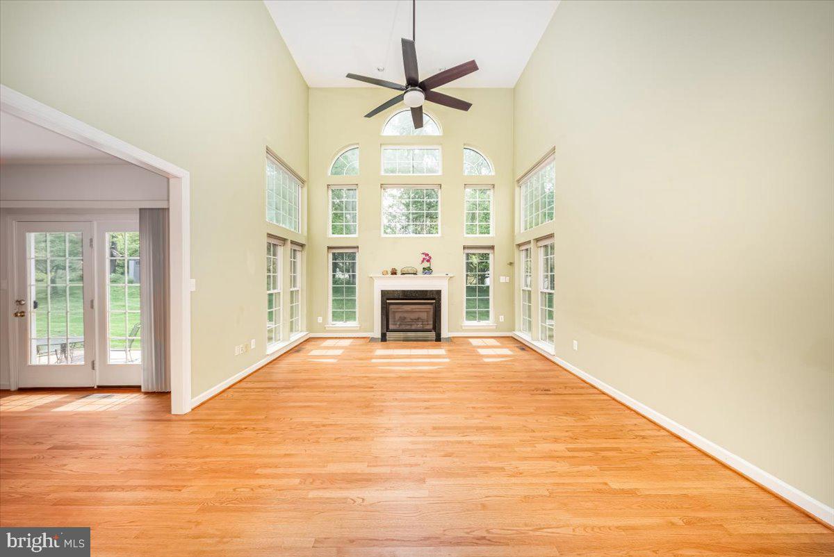 BRIARCLIFF MANOR - Residential