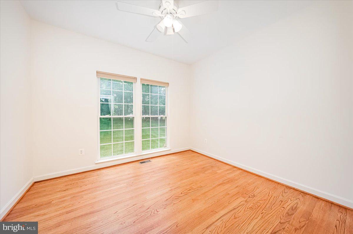 BRIARCLIFF MANOR - Residential
