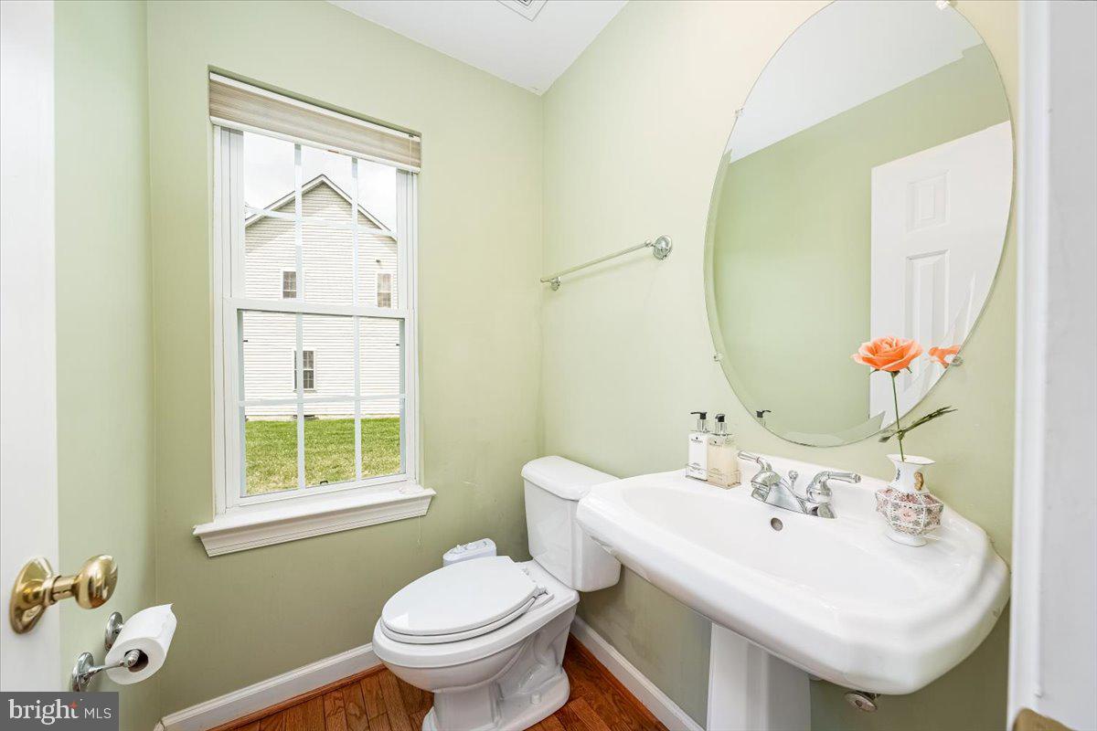 BRIARCLIFF MANOR - Residential