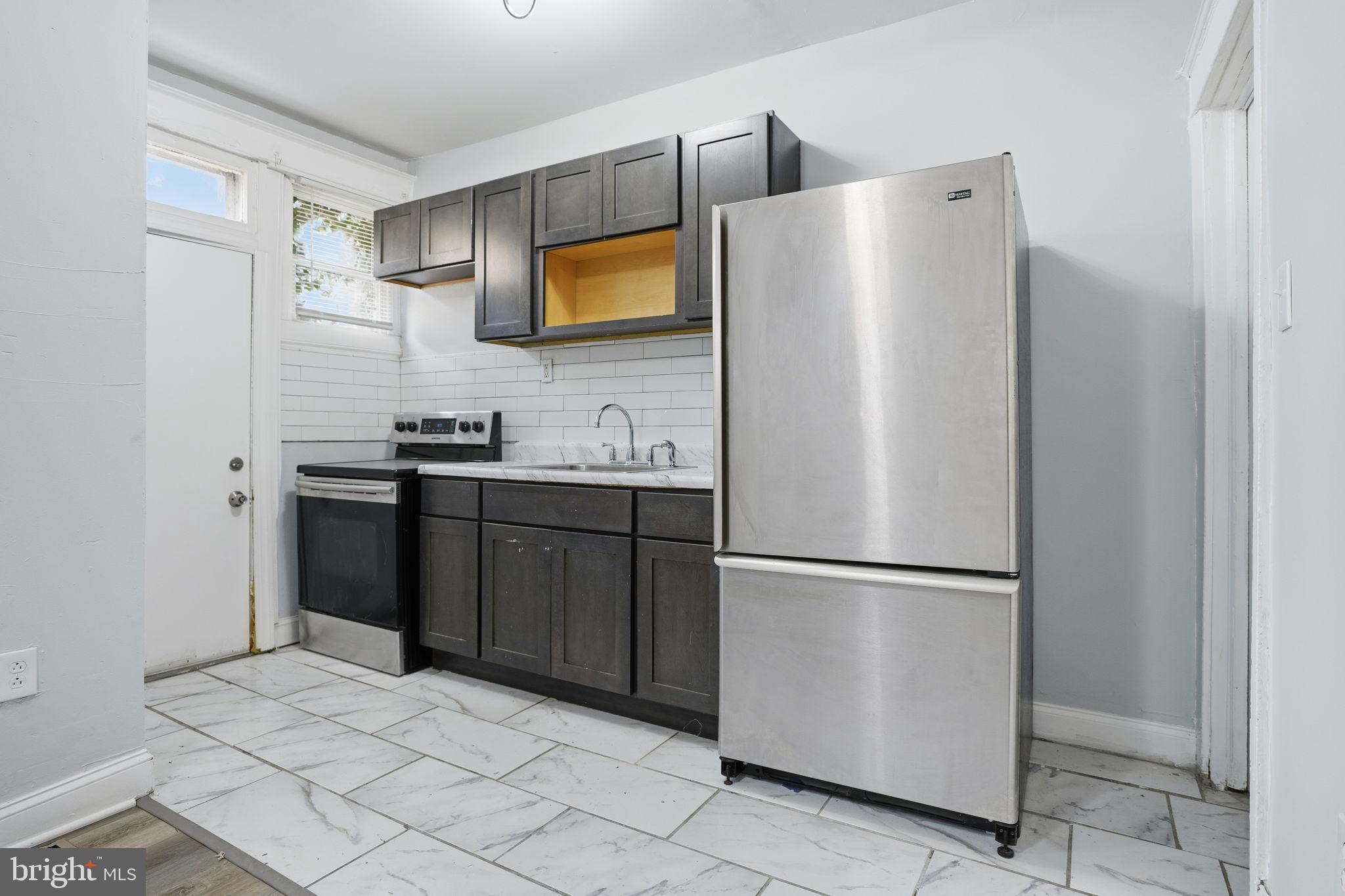 WEST OAK LANE - Residential