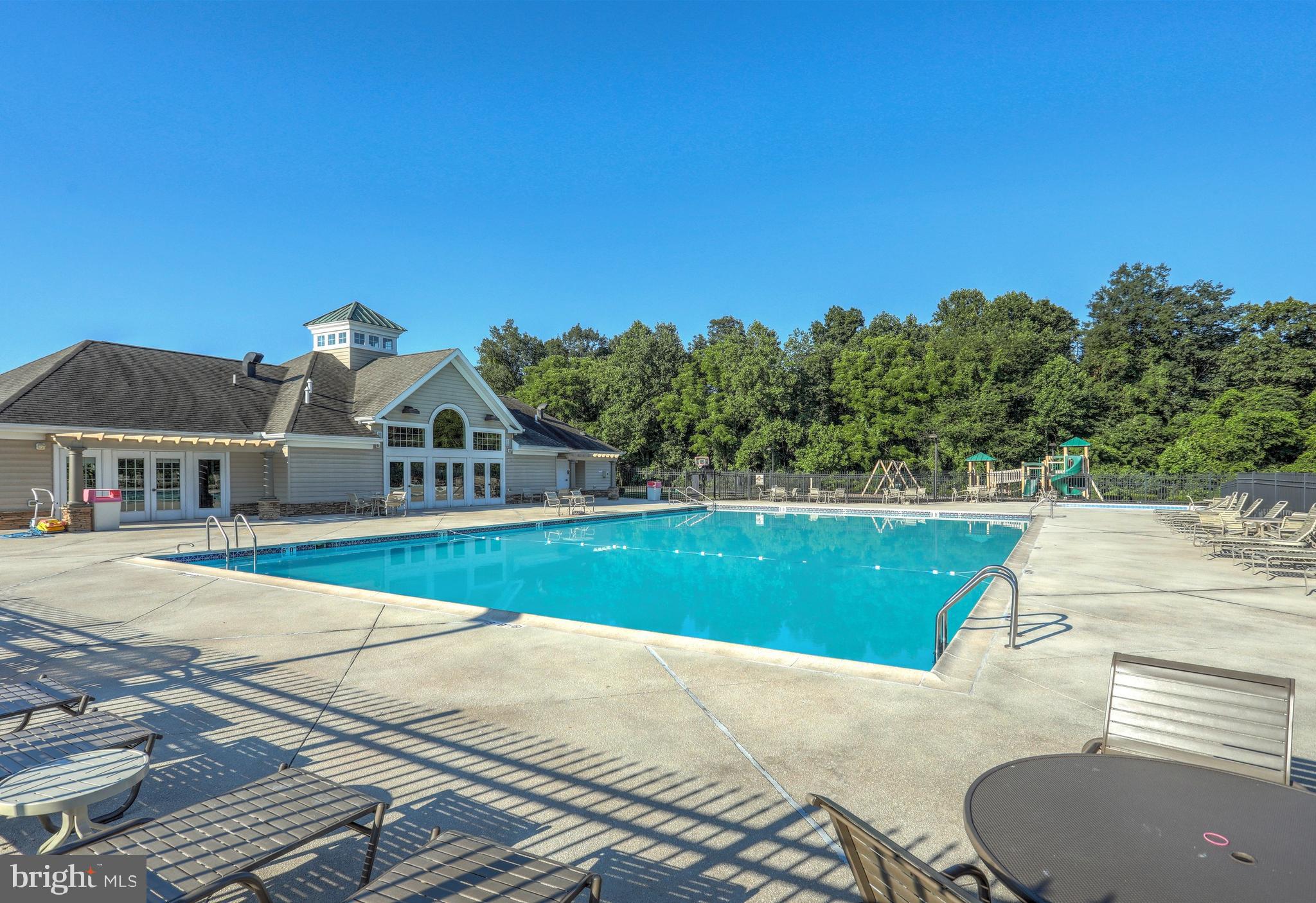 LOGANS RESERVE - Residential