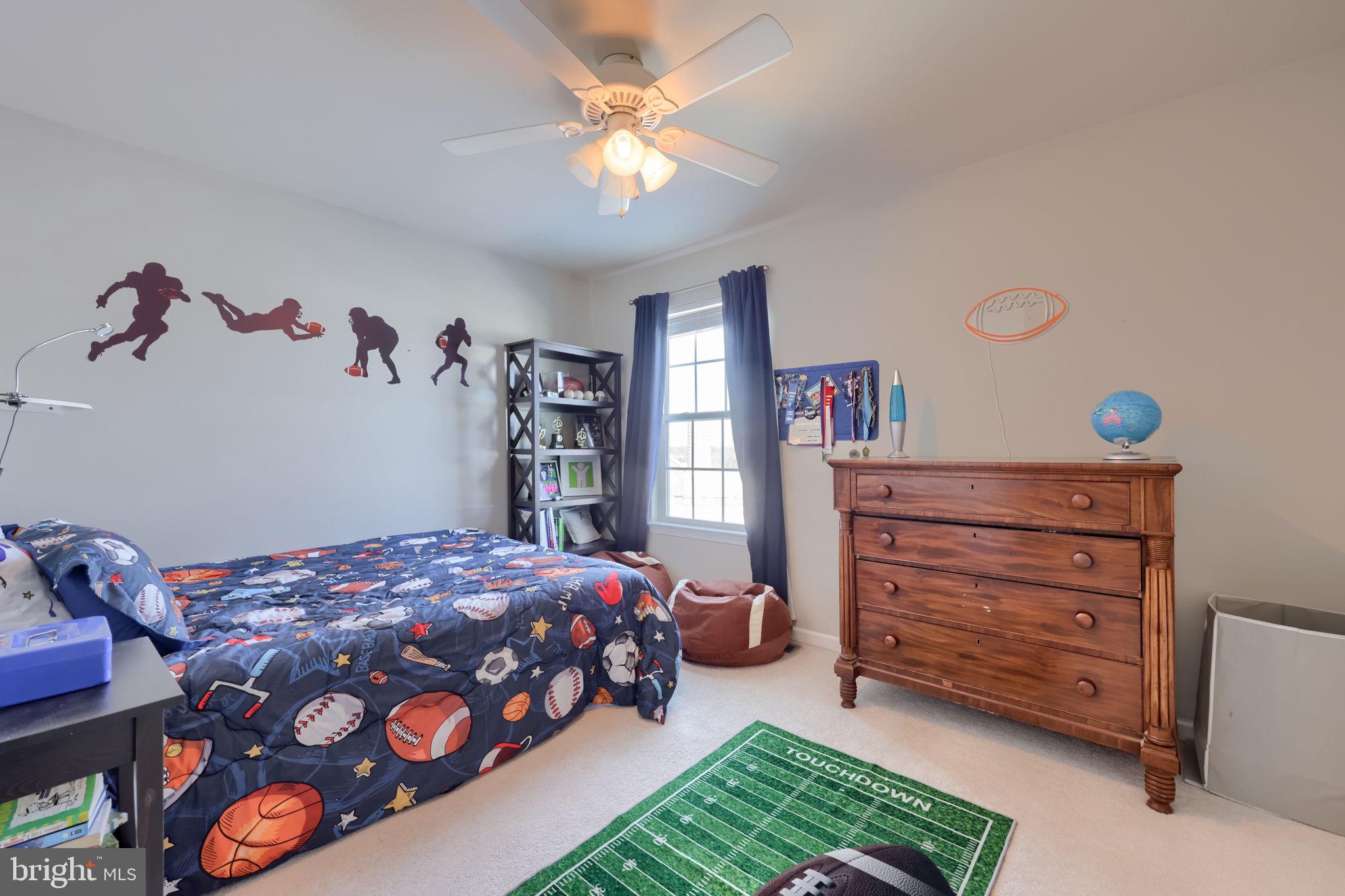 LOGANS RESERVE - Residential