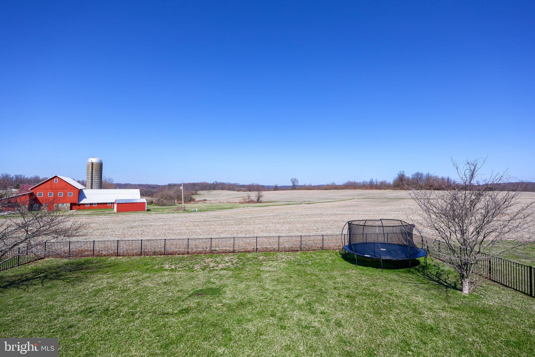 LOGANS RESERVE - Residential