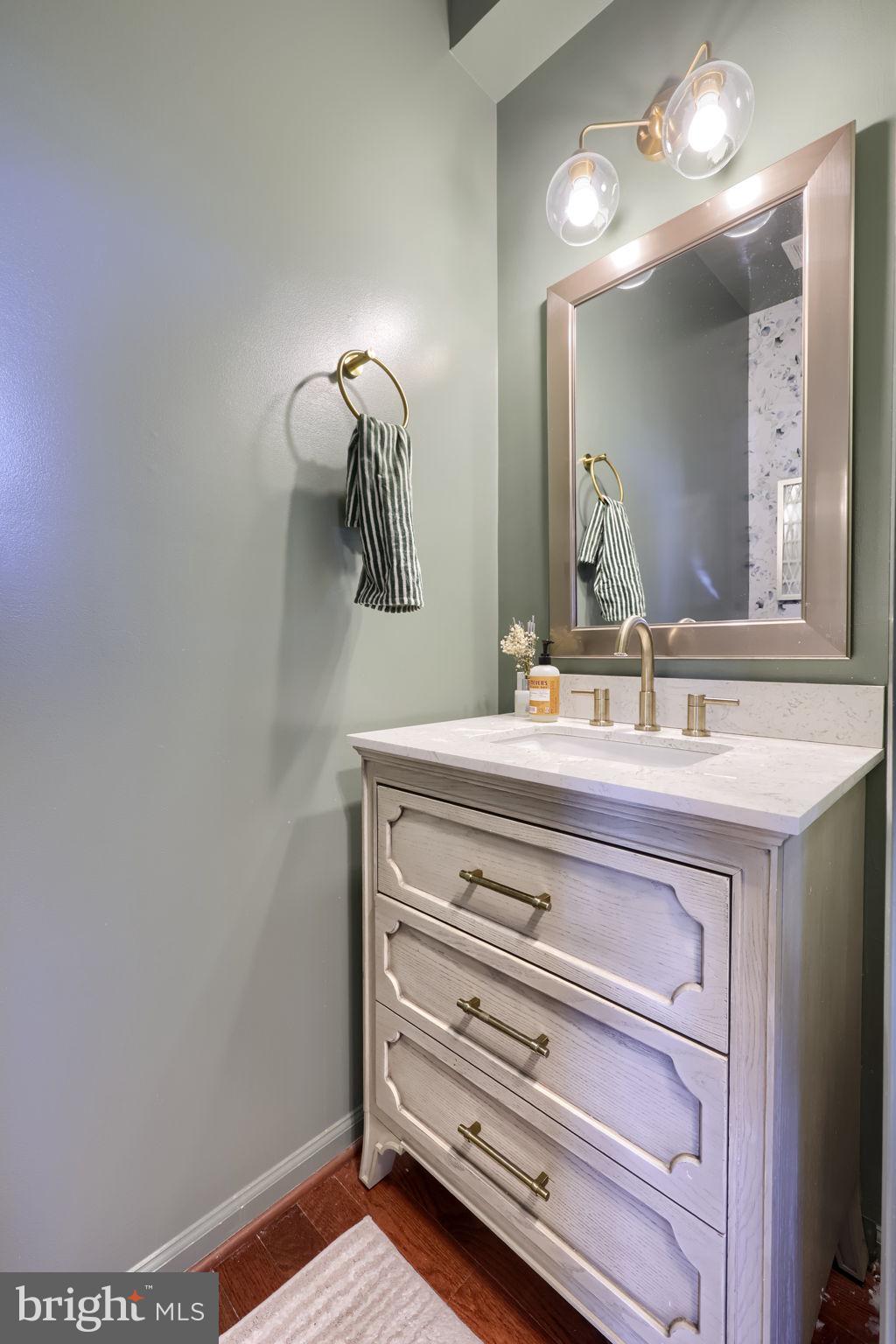 LOGANS RESERVE - Residential