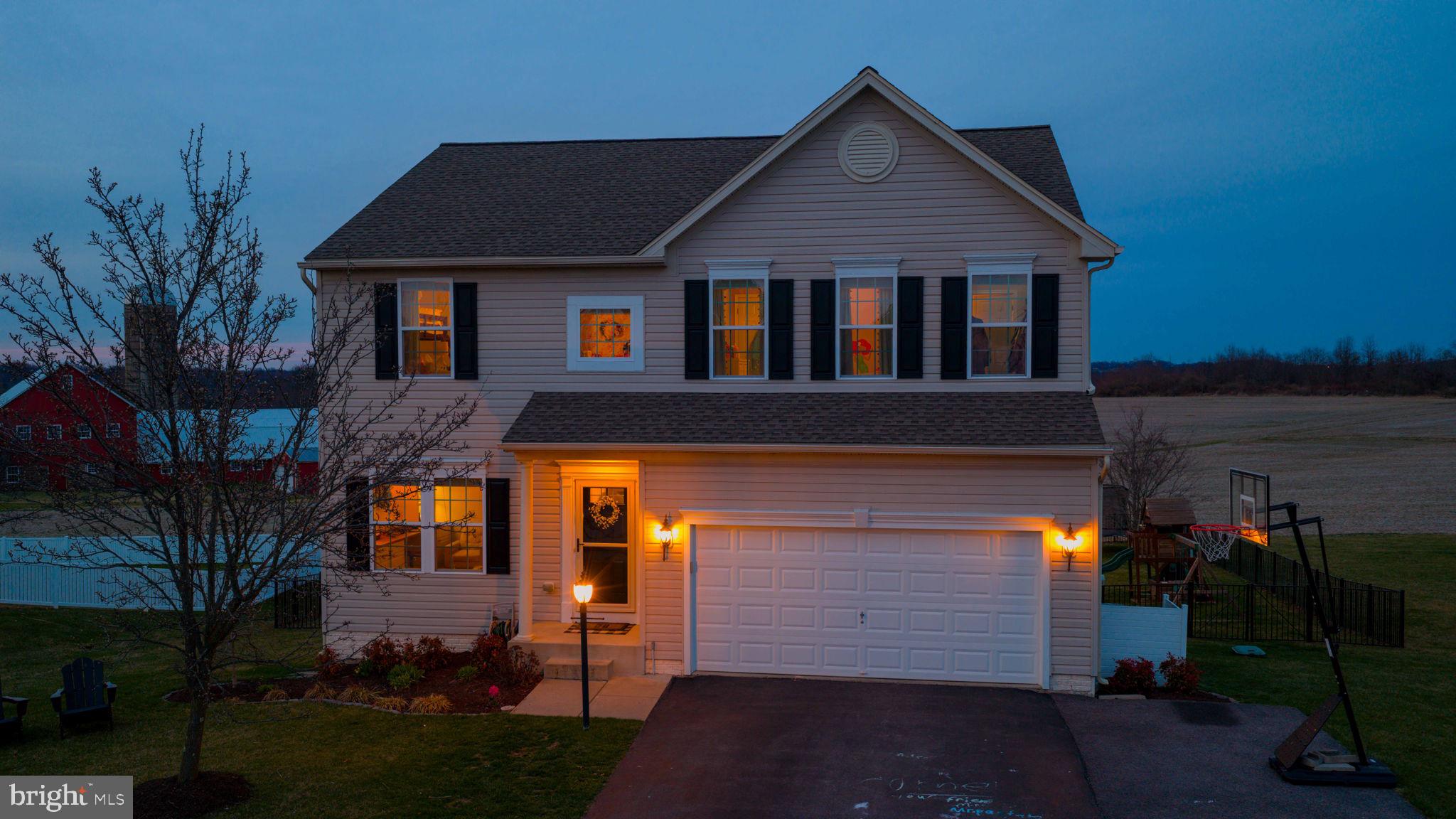 LOGANS RESERVE - Residential