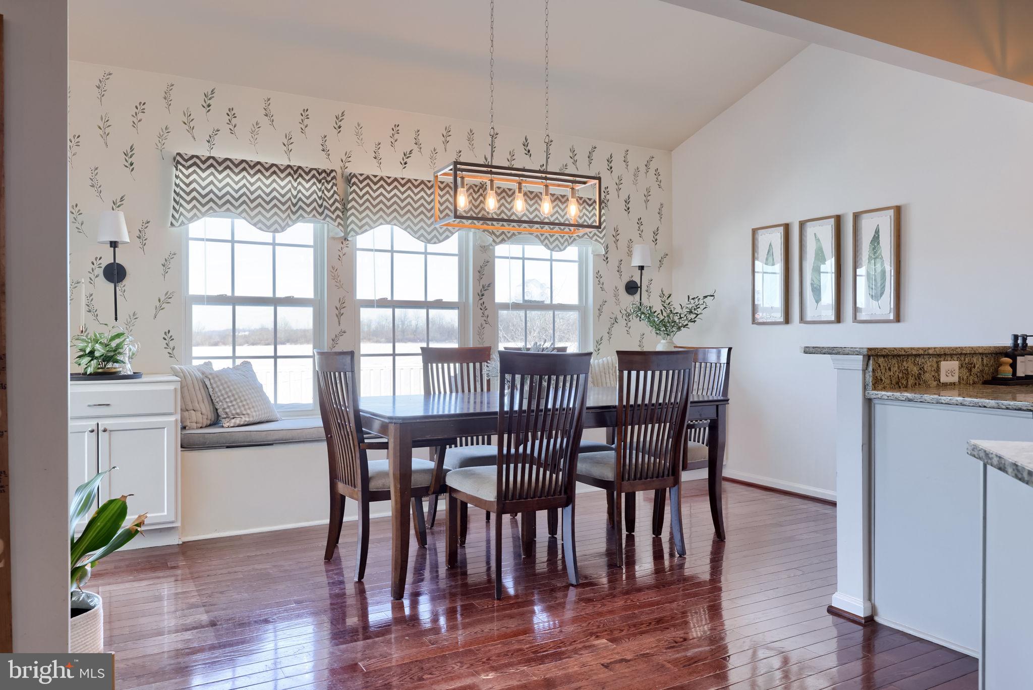 LOGANS RESERVE - Residential