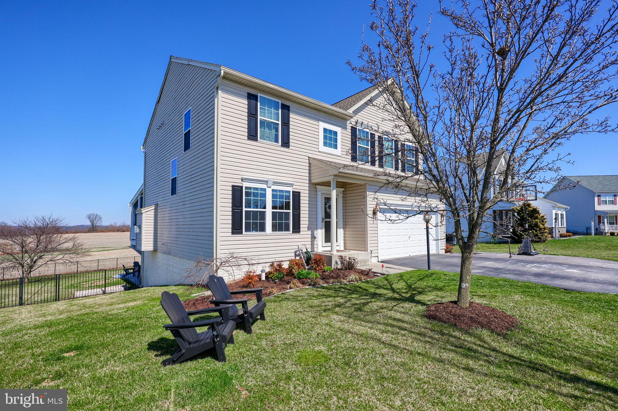 LOGANS RESERVE - Residential