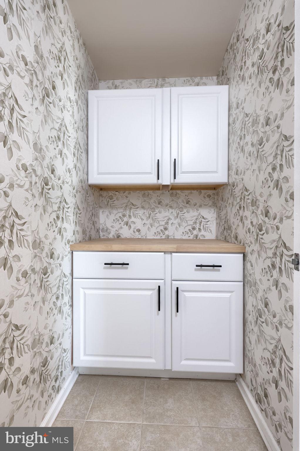 LOGANS RESERVE - Residential