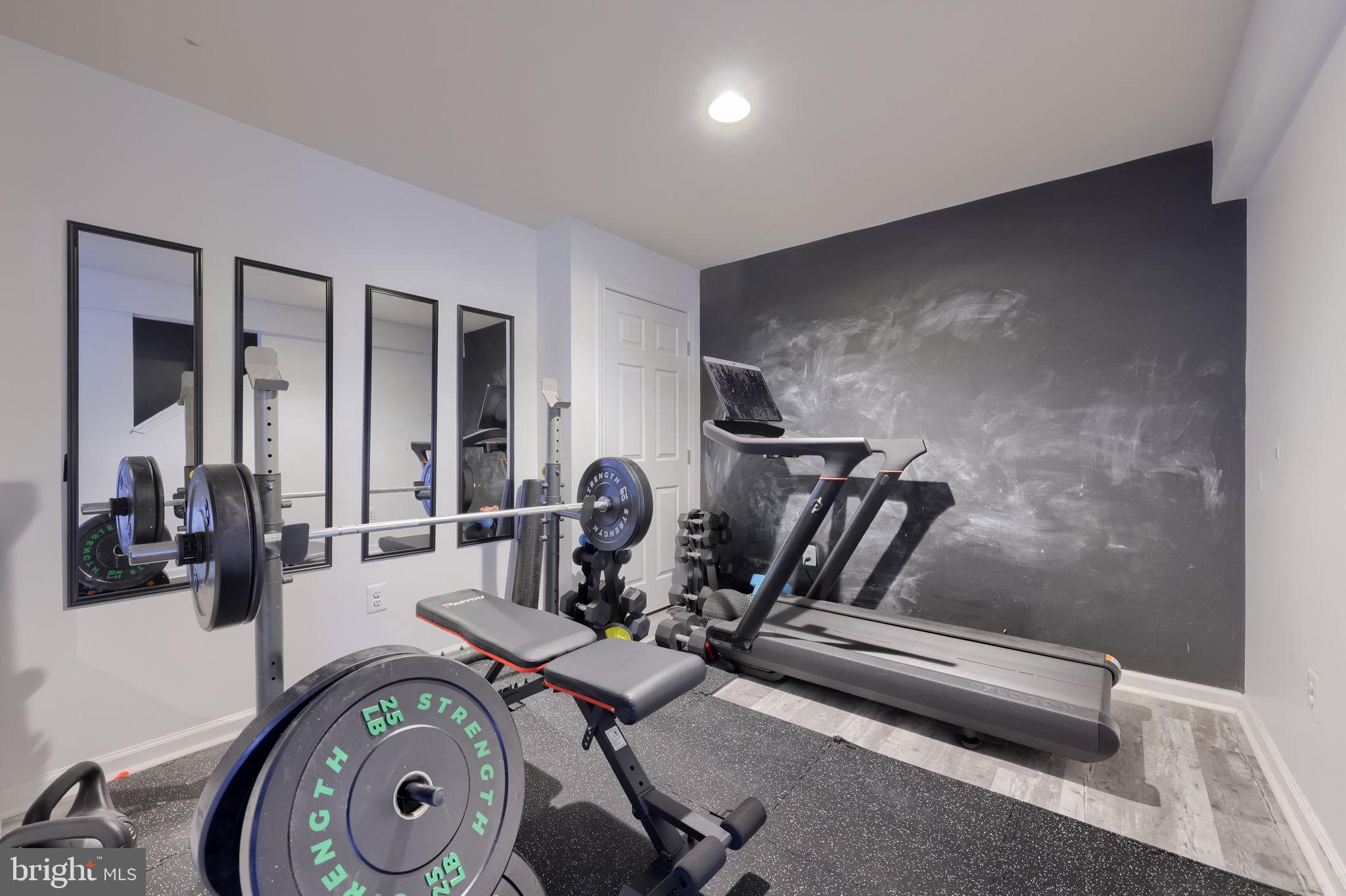 LOGANS RESERVE - Residential