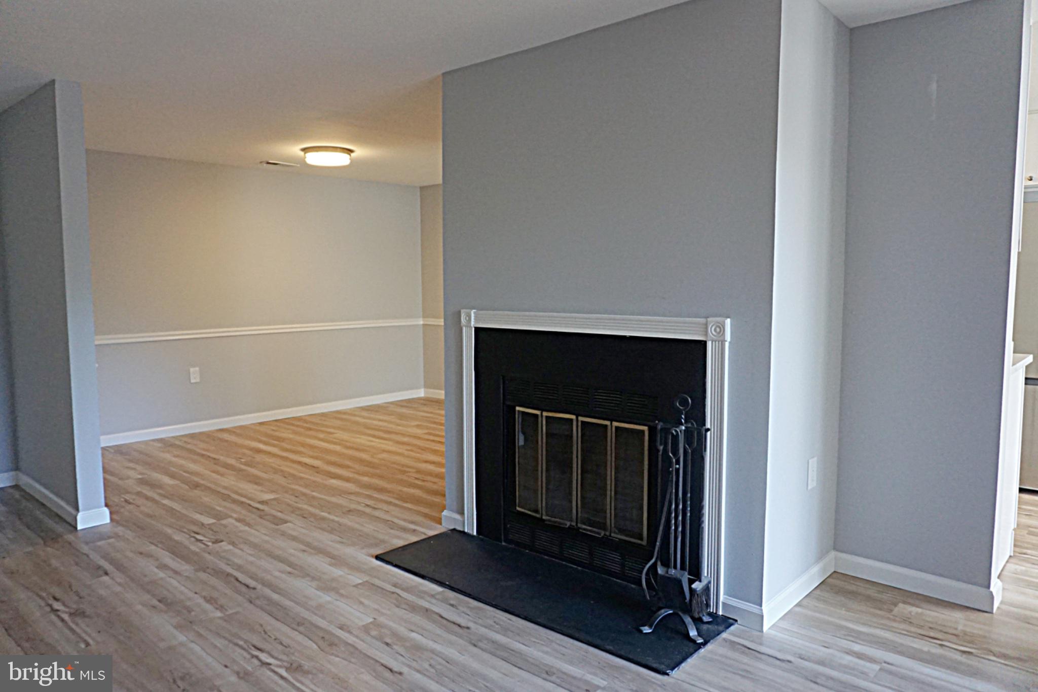 FARMINGDALE - Residential