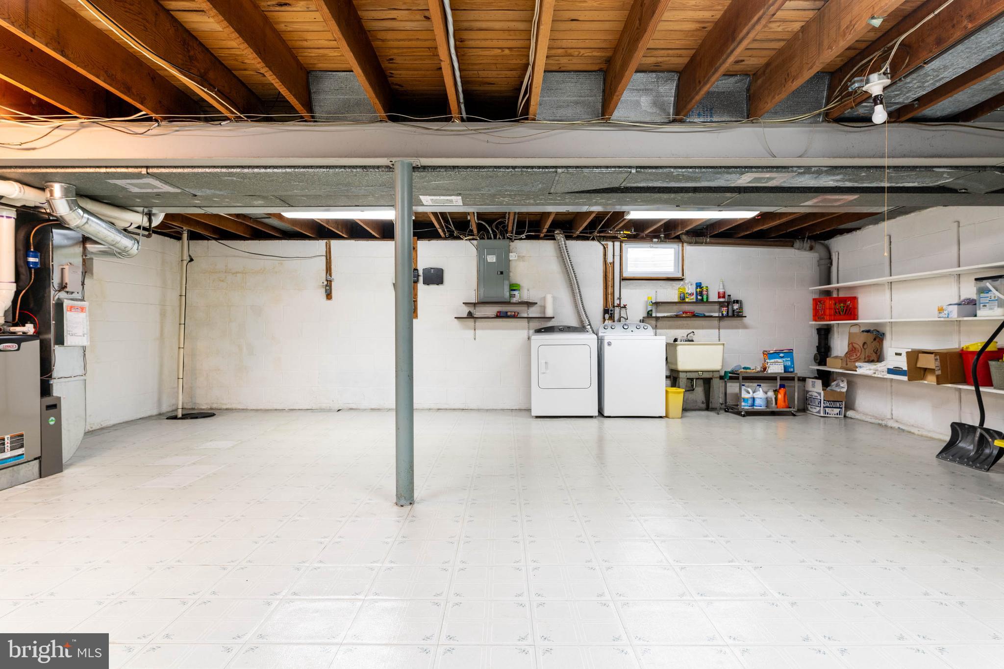 BEATTY HILLS - Residential