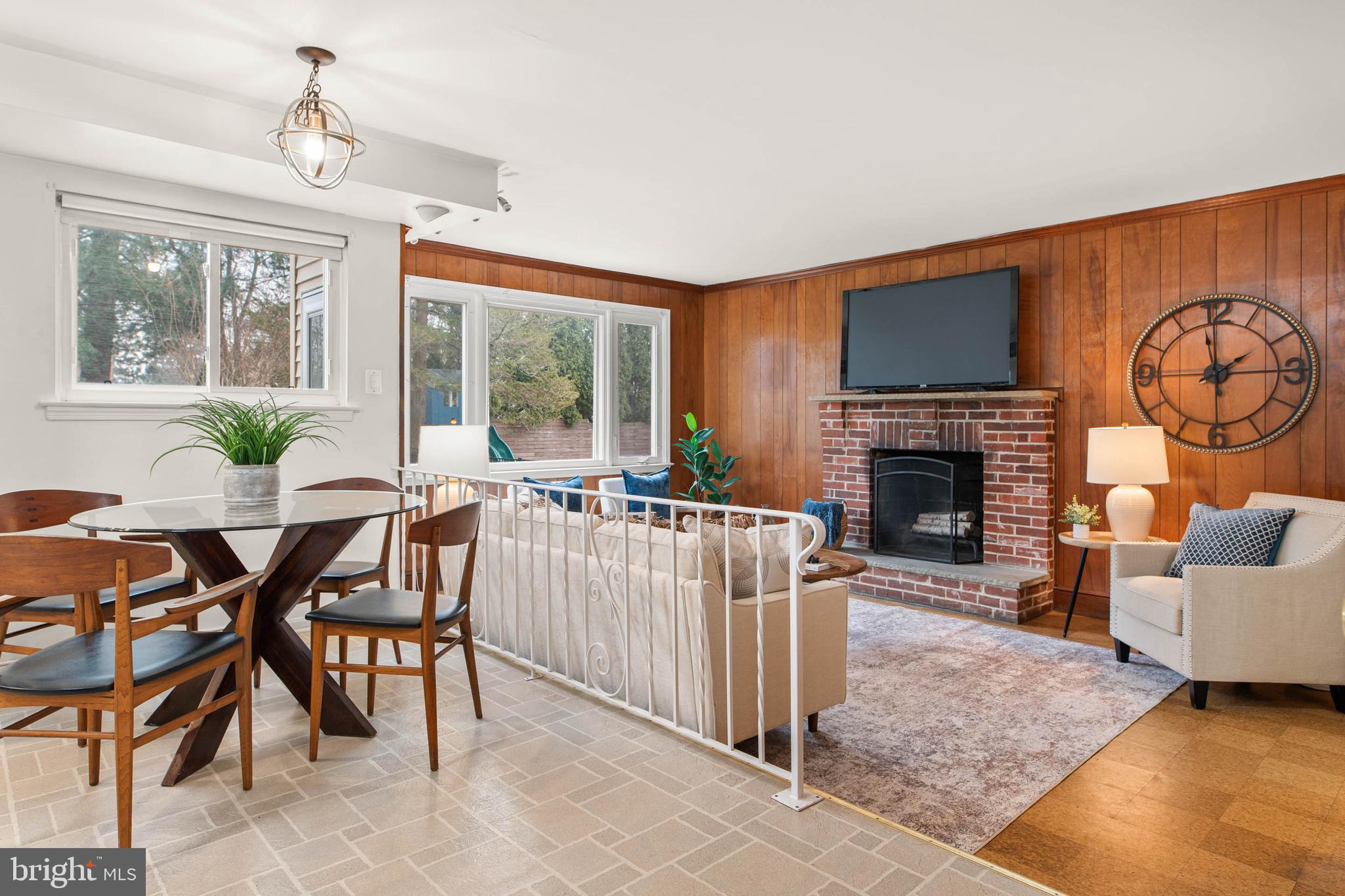 BEATTY HILLS - Residential