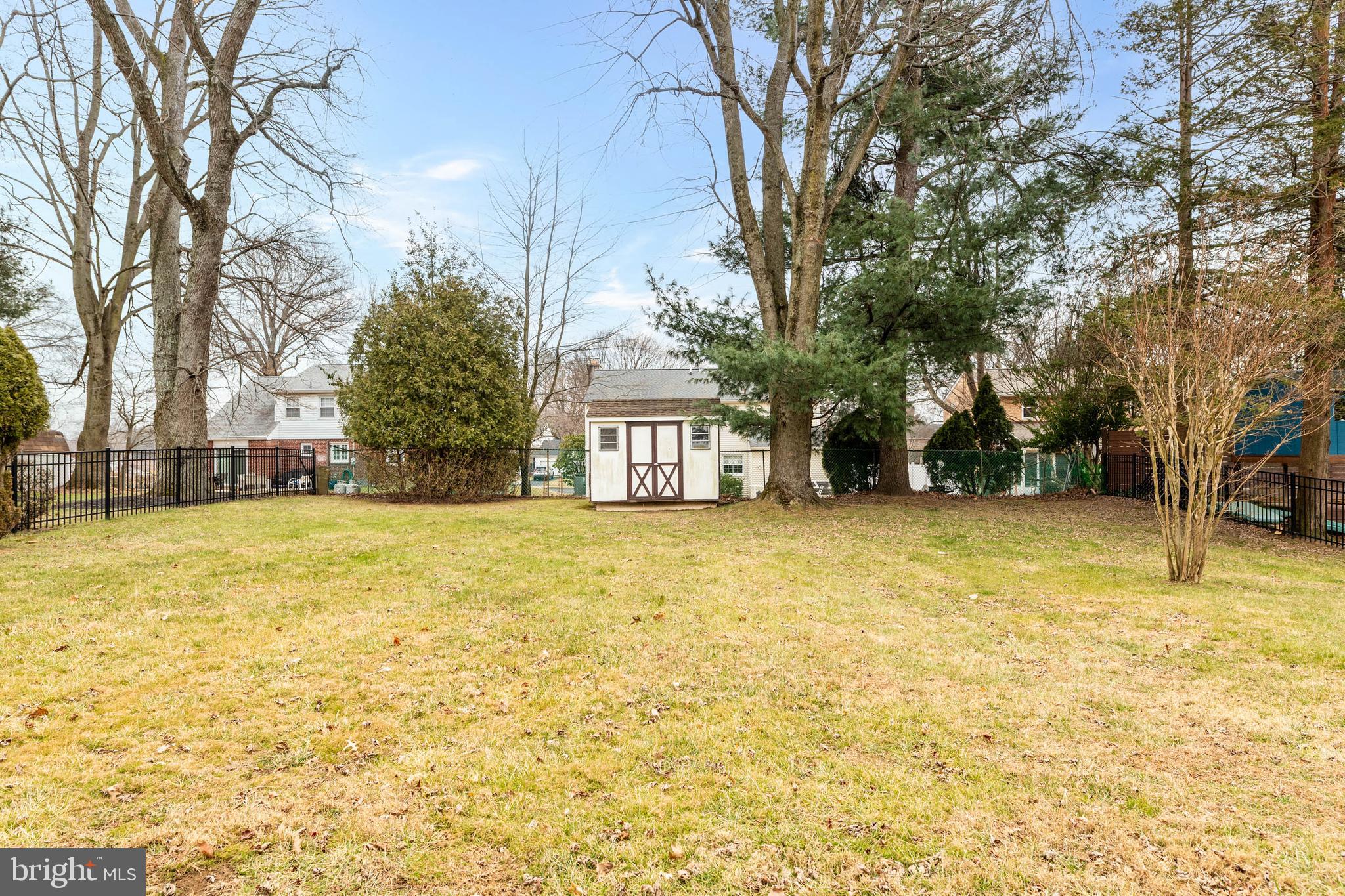 BEATTY HILLS - Residential