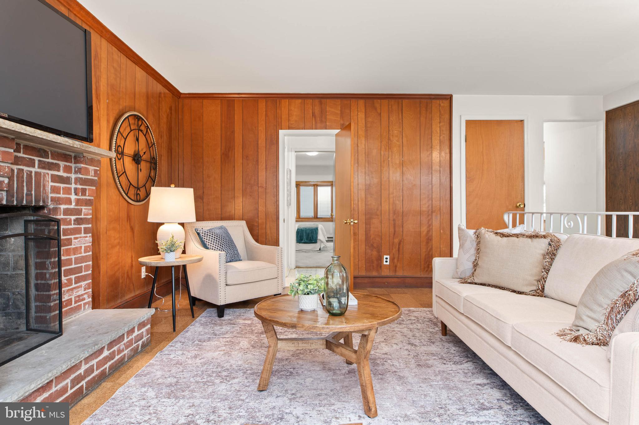 BEATTY HILLS - Residential