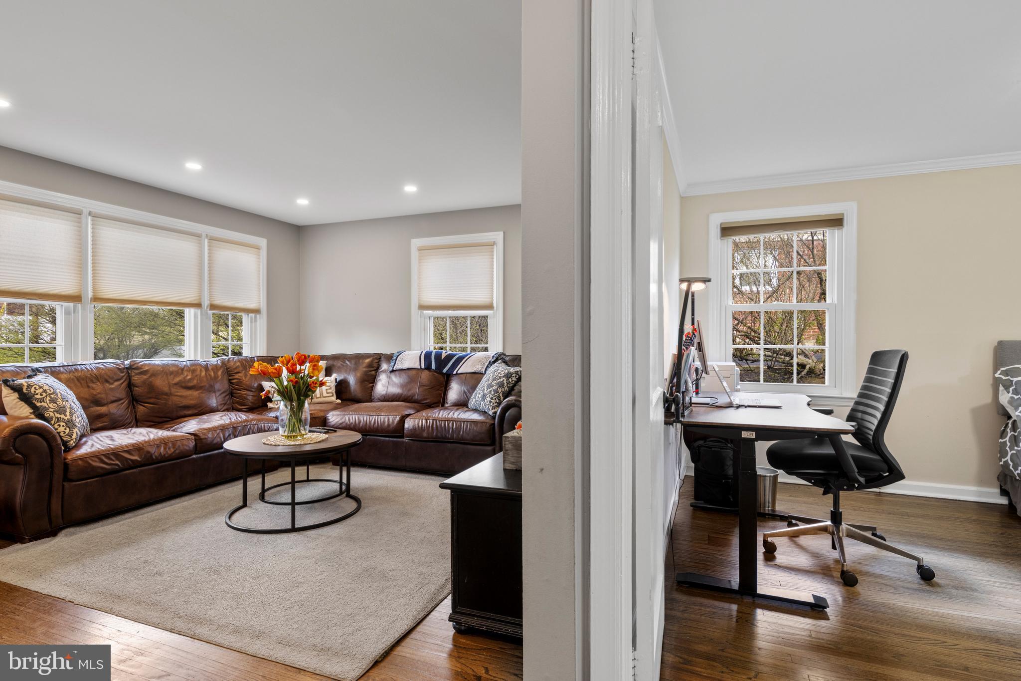 PADDOCK FARMS - Residential