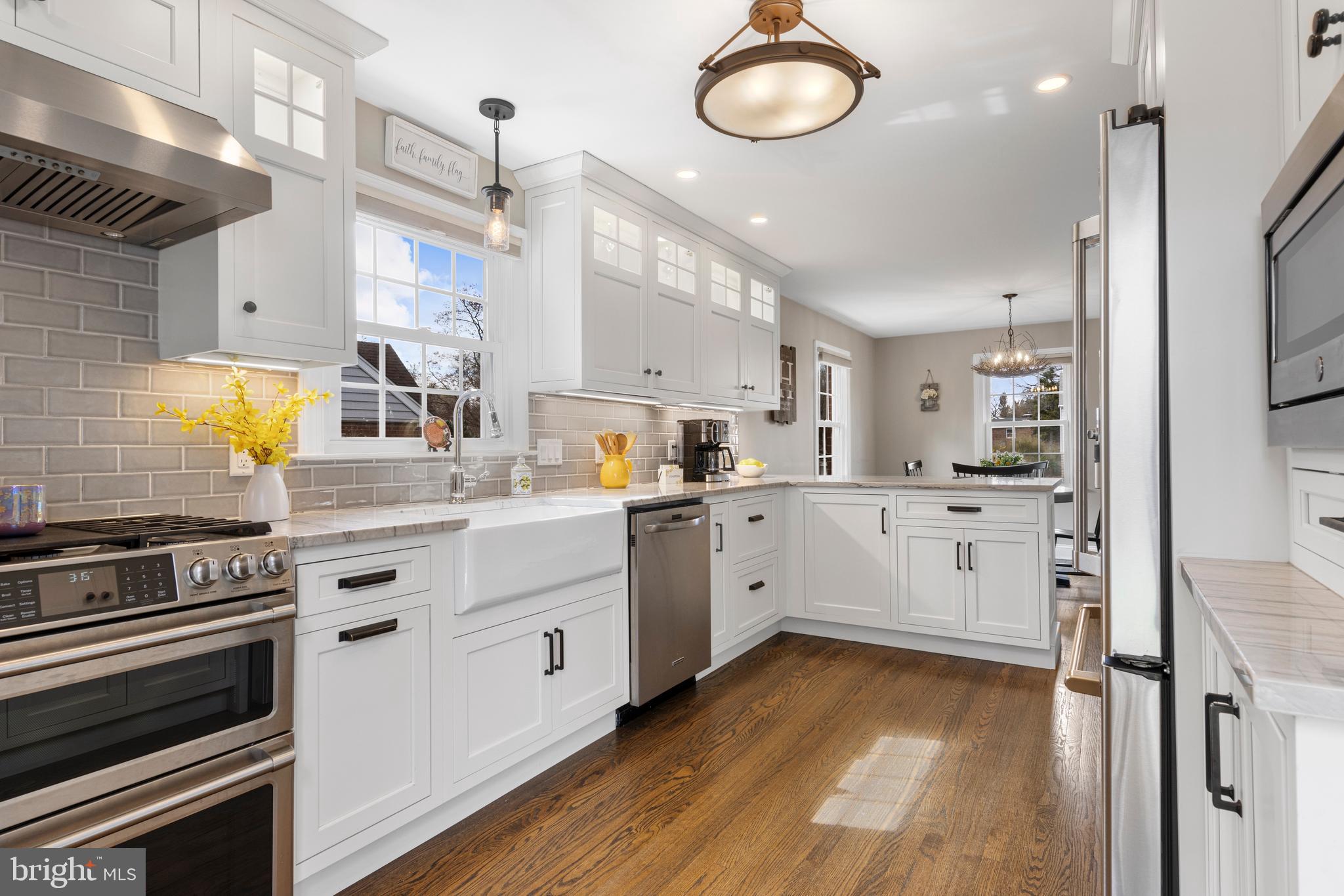 PADDOCK FARMS - Residential