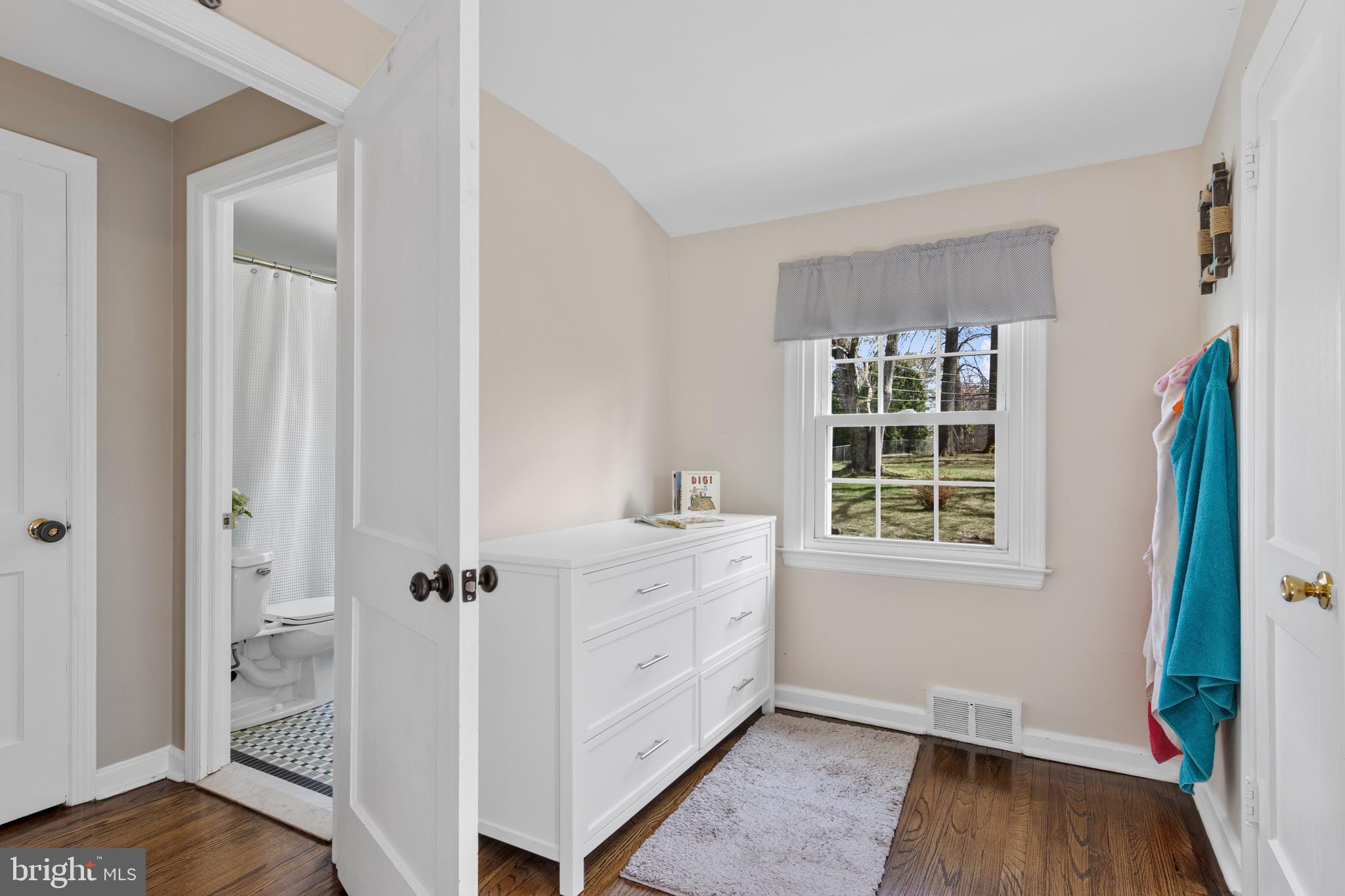 PADDOCK FARMS - Residential