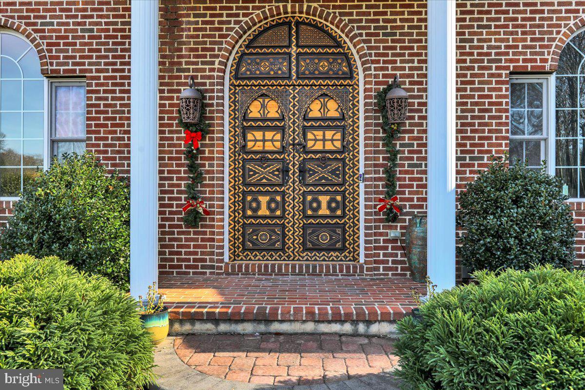 2880 CHESTNUT HILL ROAD