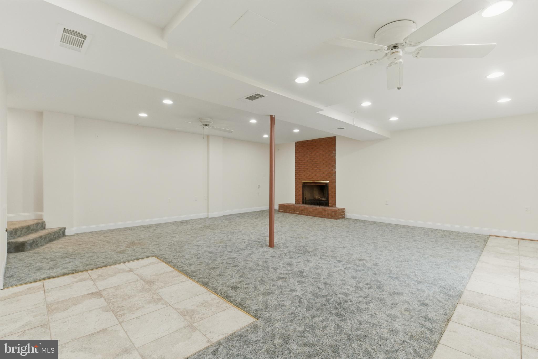 LAKE NORMANDY ESTATES - Residential