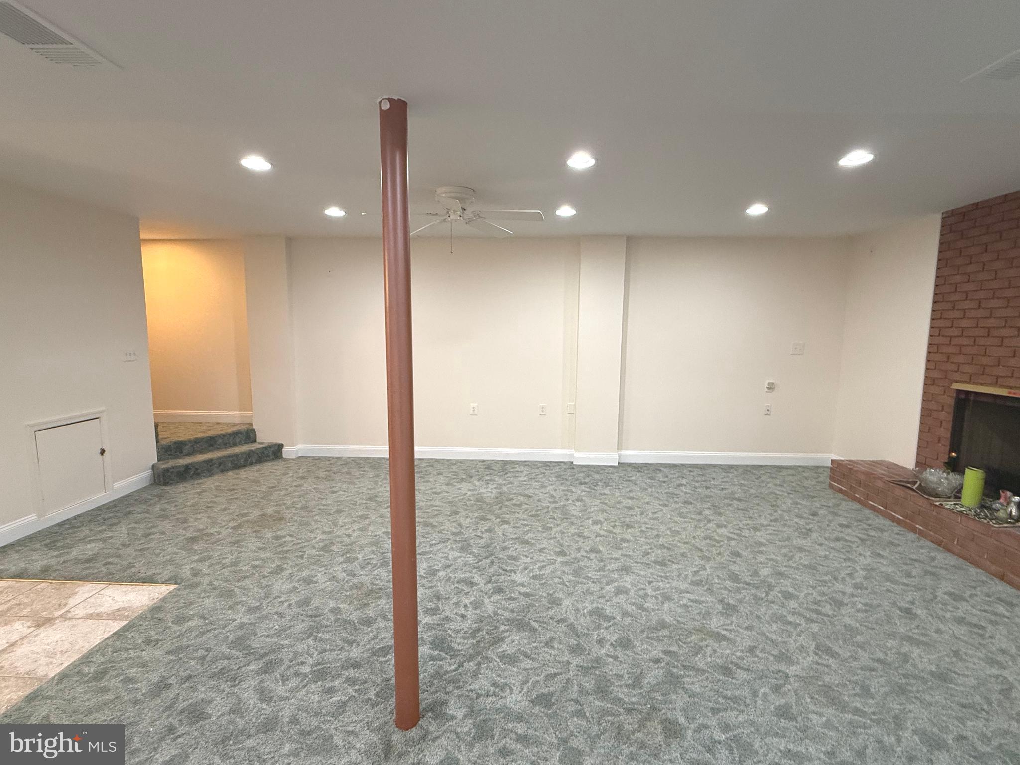 LAKE NORMANDY ESTATES - Residential