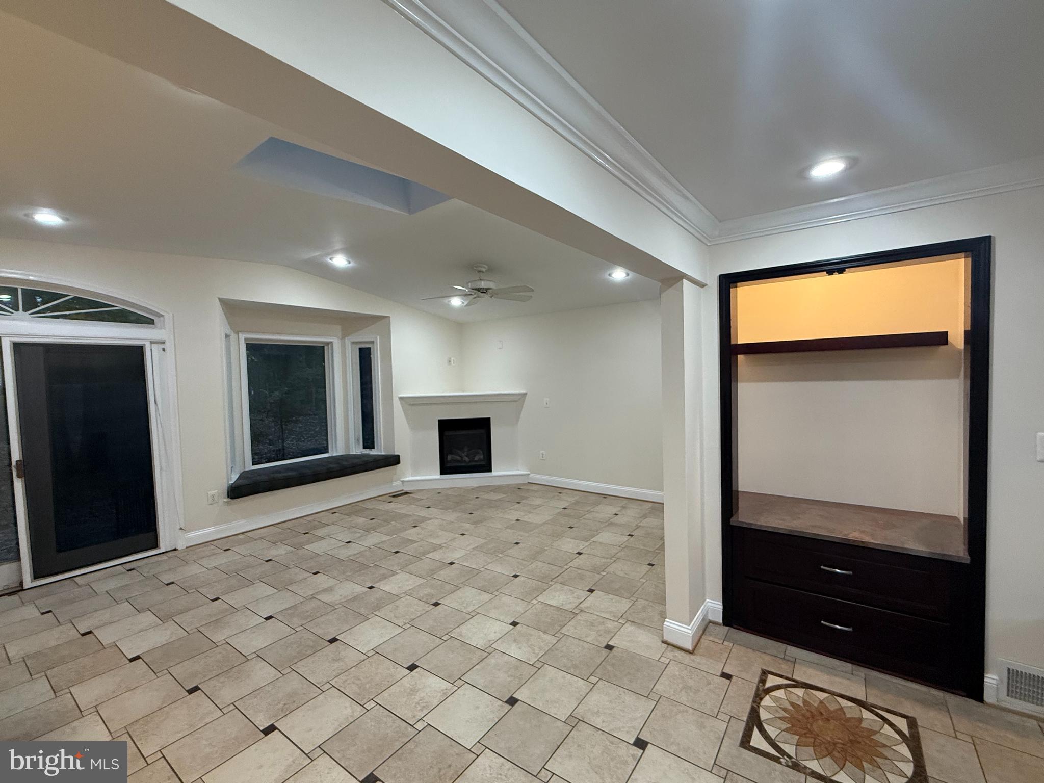 LAKE NORMANDY ESTATES - Residential