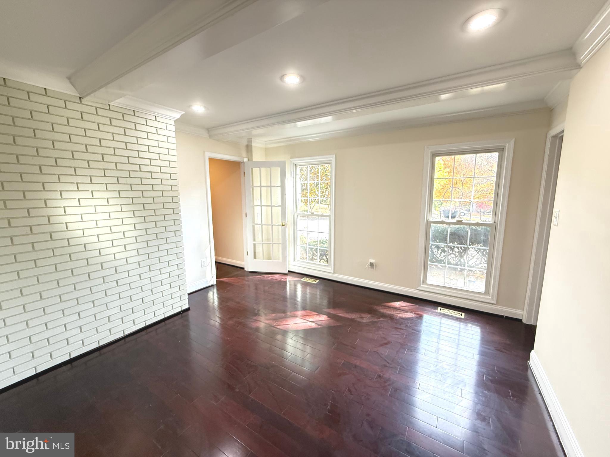 LAKE NORMANDY ESTATES - Residential