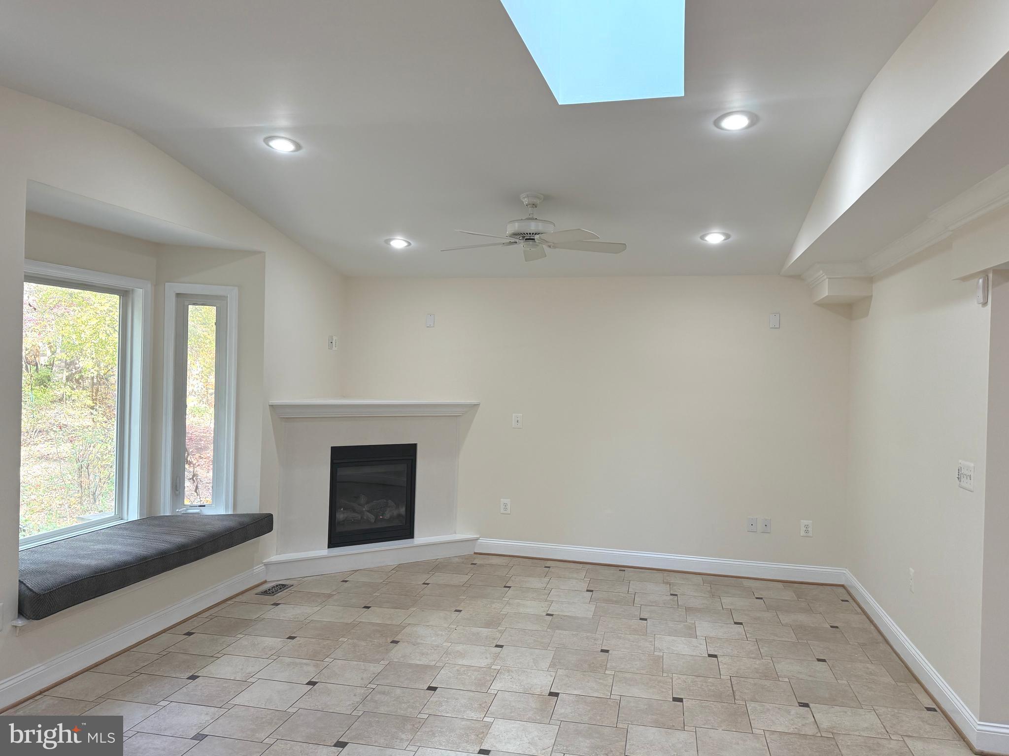 LAKE NORMANDY ESTATES - Residential