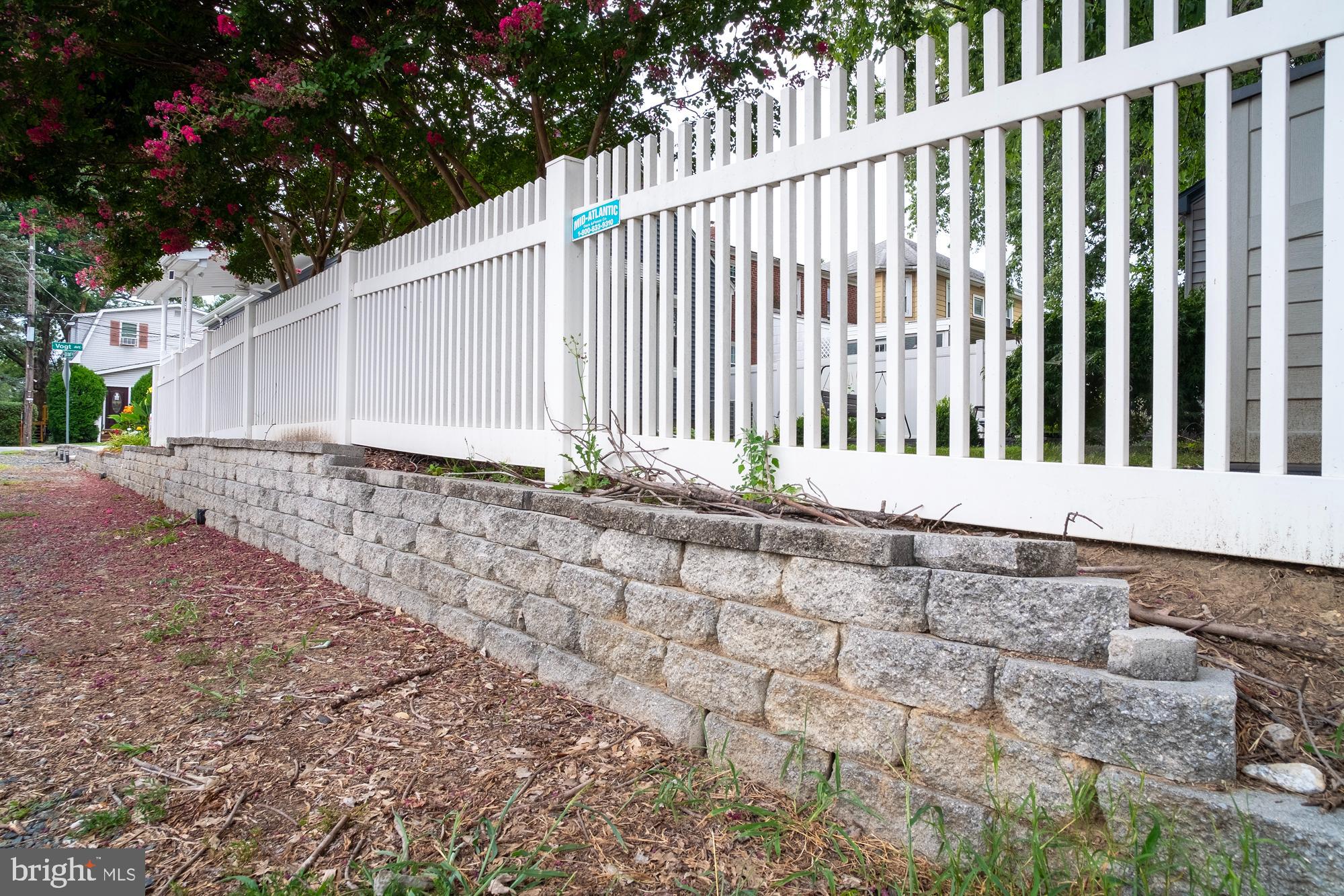 ARBUTUS - Residential