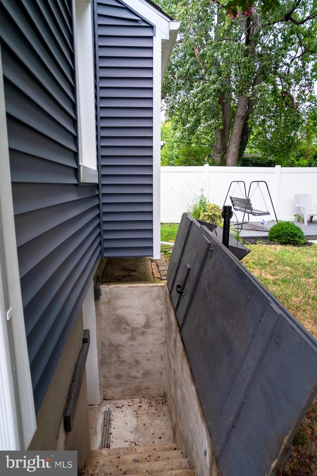 ARBUTUS - Residential