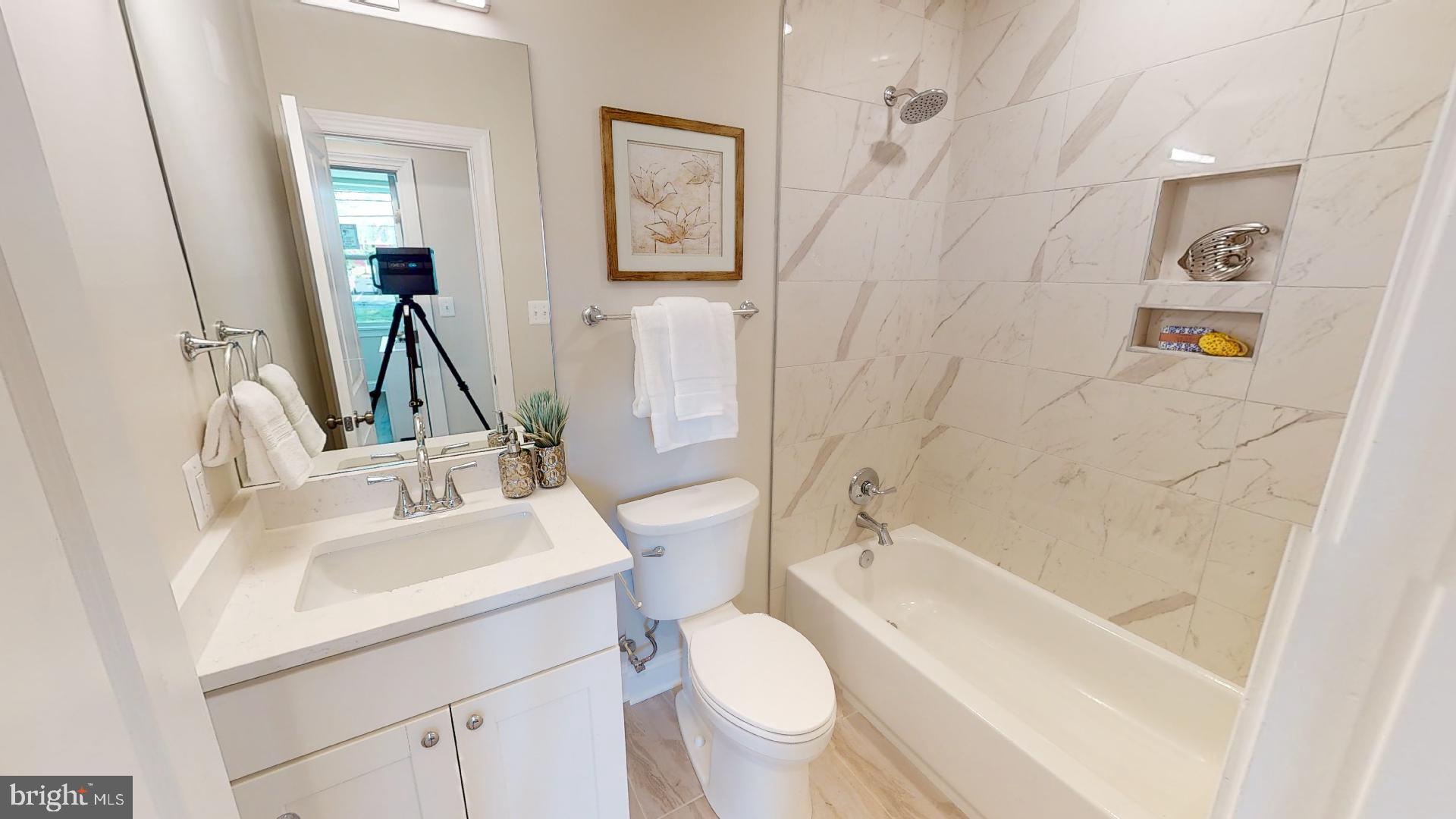 PETWORTH - Residential Lease