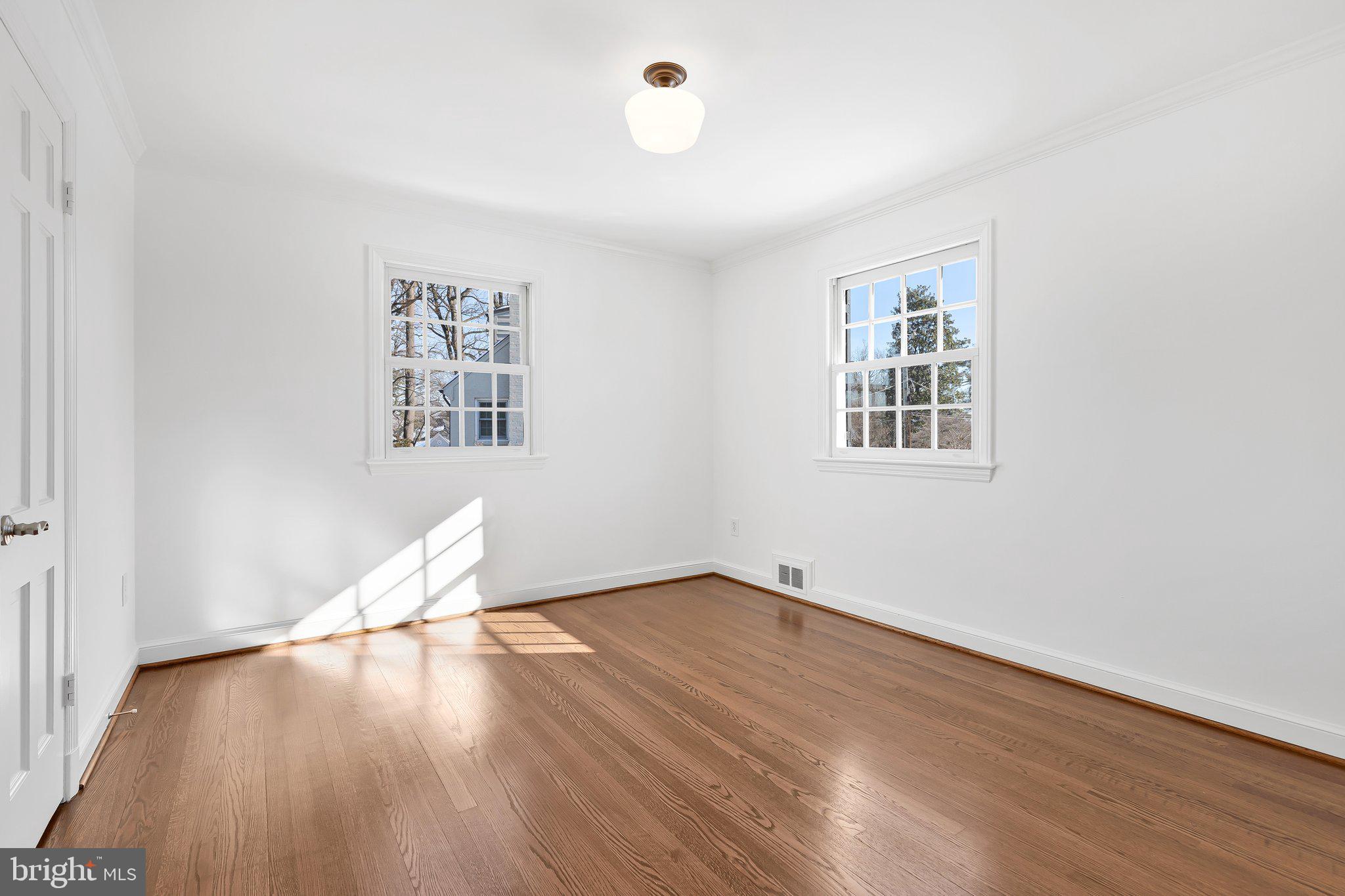 THE HAMLET - Residential