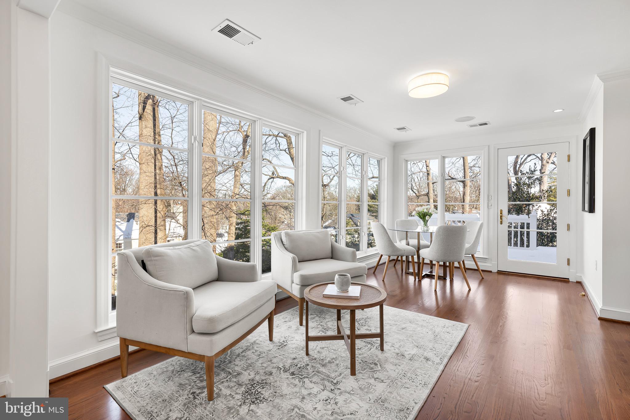 THE HAMLET - Residential