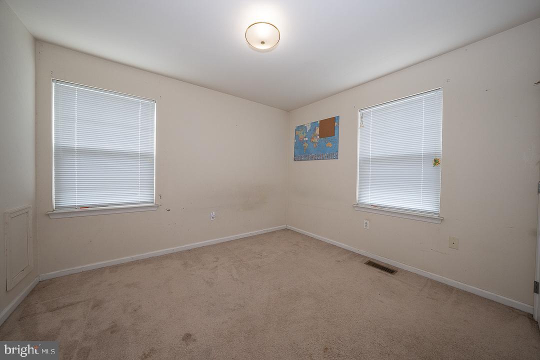 EAST FALLS - Residential