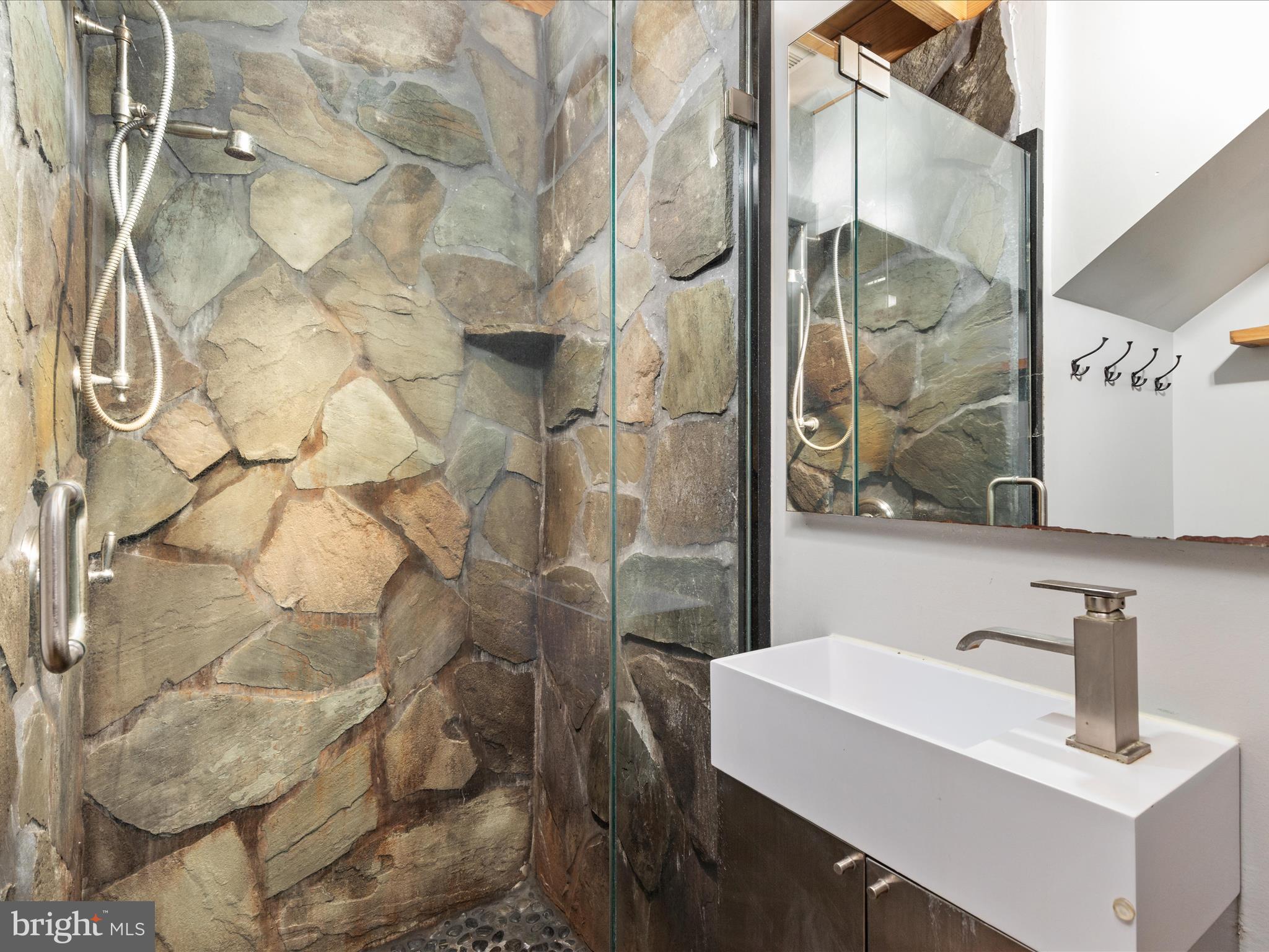 HORSESHOE BEND - Residential