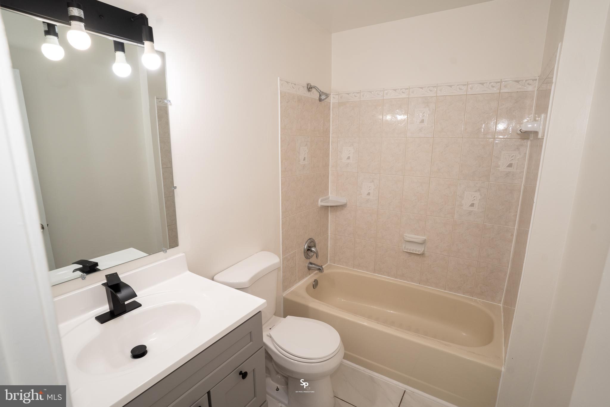 POINT OF WOODS EAST - Residential