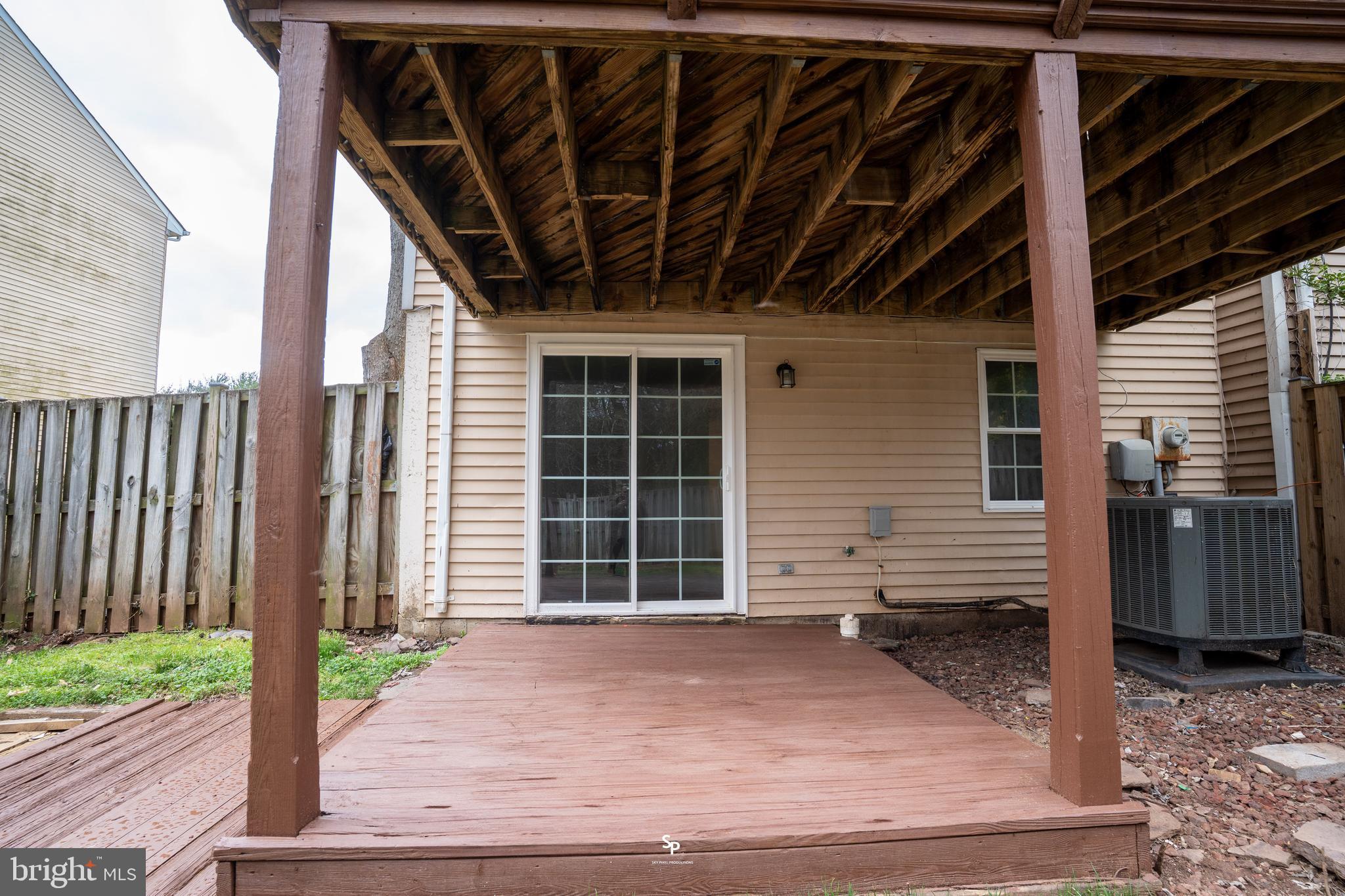 POINT OF WOODS EAST - Residential